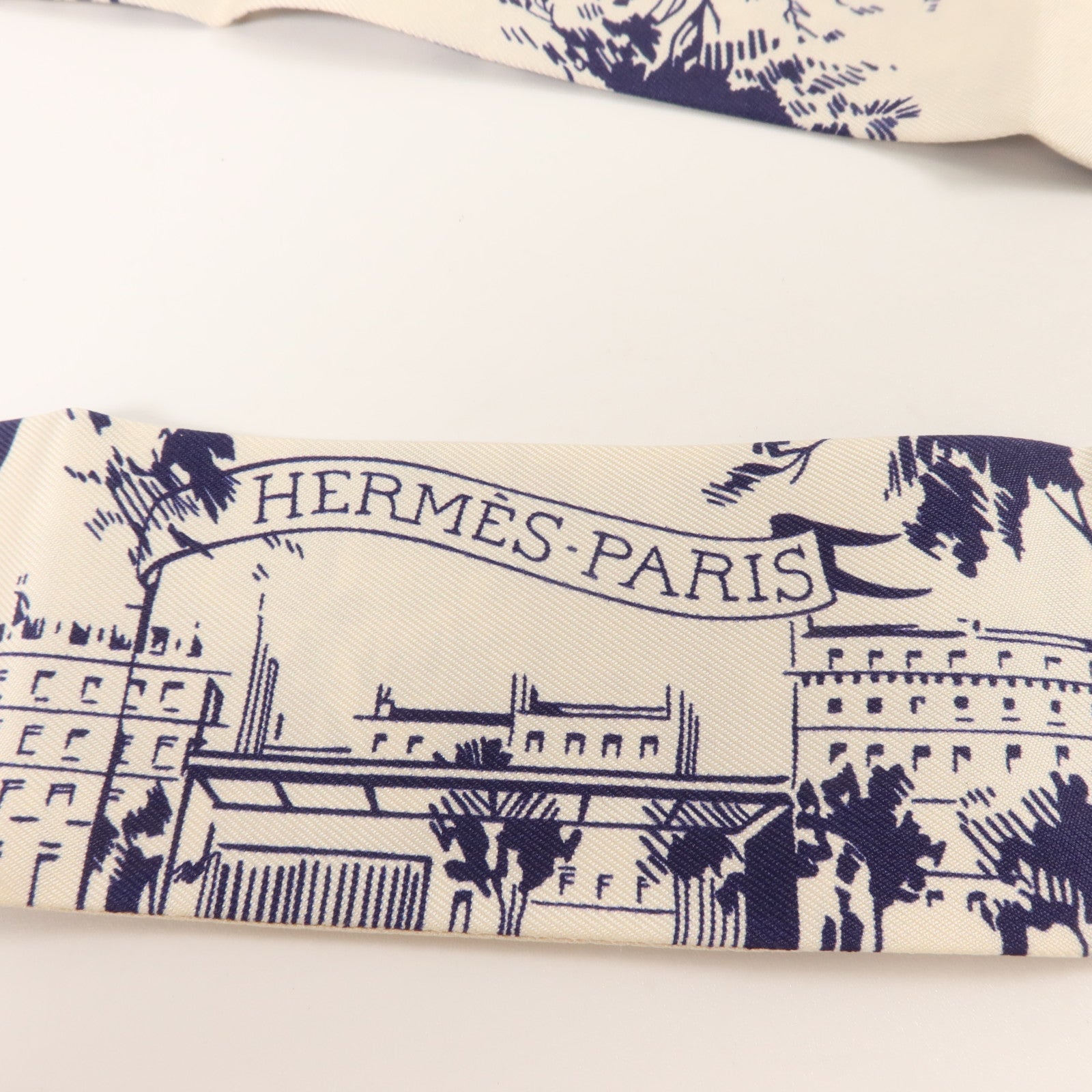 HERMES 絲質Twilly絲巾