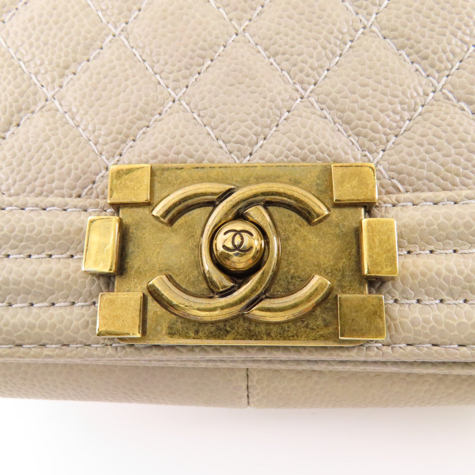 CHANEL 牛皮皮革Boy Chanel 28cm金扣鏈帶肩背袋