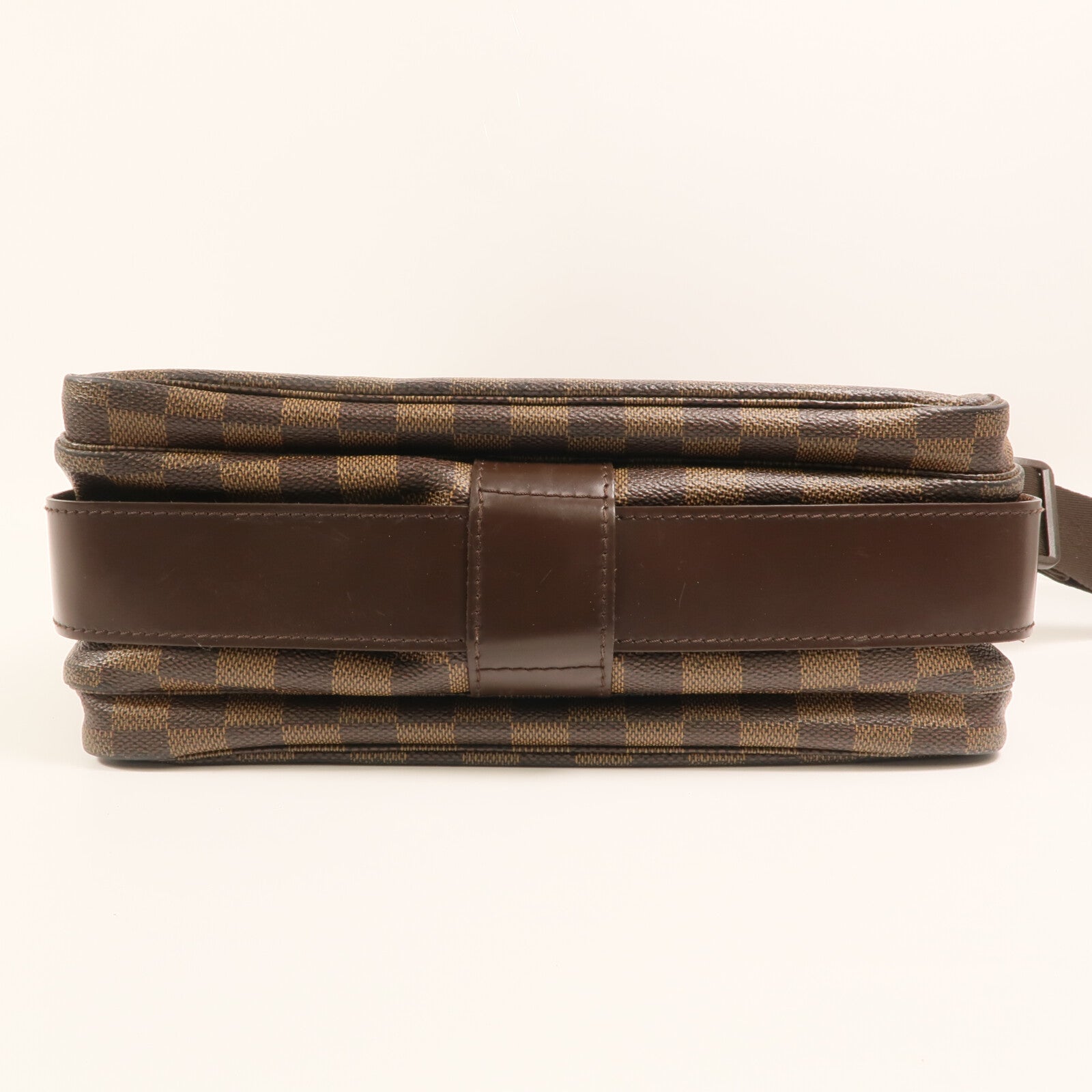 LOUIS VUITTON 【激減優惠】Damier Naviglio金扣肩背袋