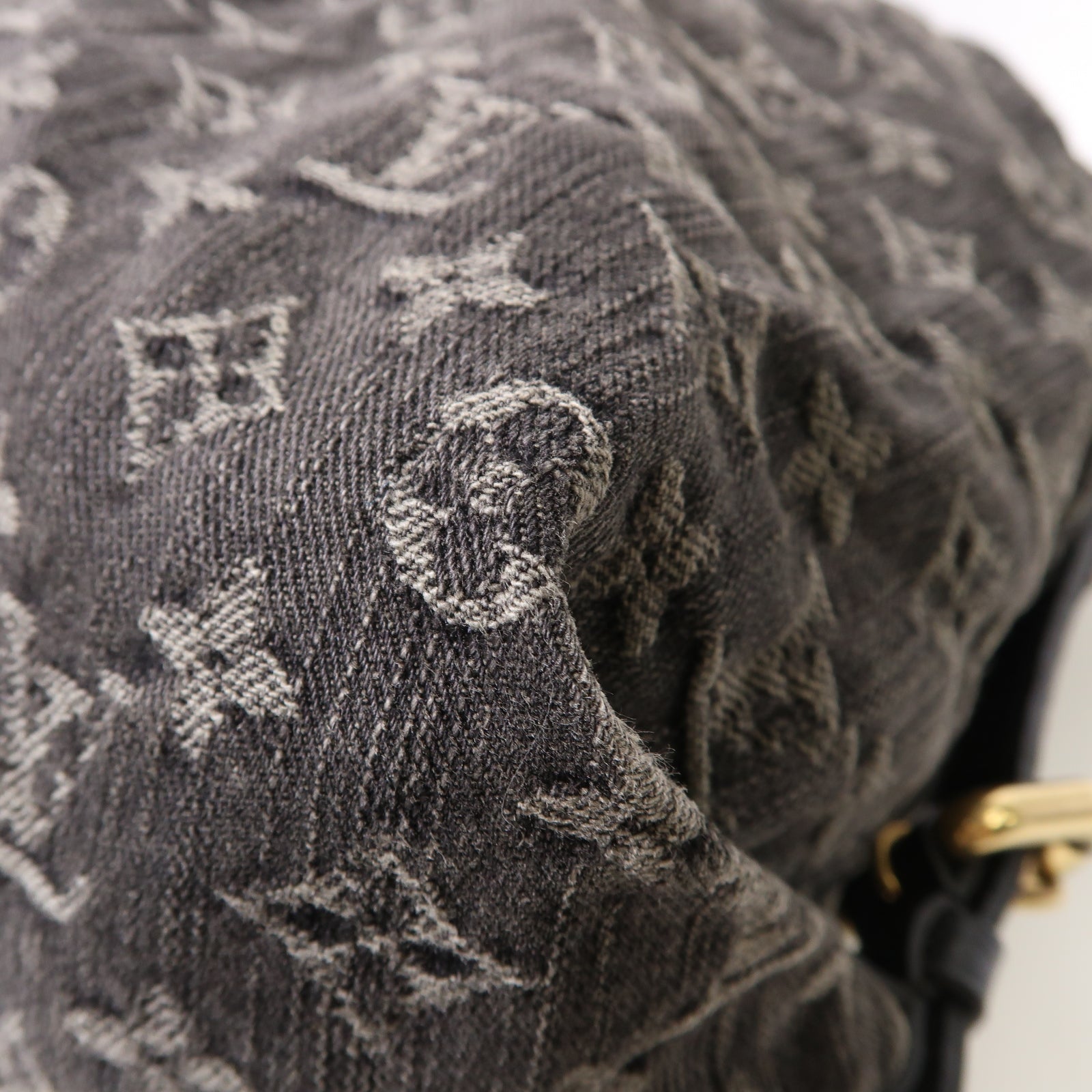 LOUIS VUITTON Monogram Denim Neo Cabby MM金扣肩背袋黑色