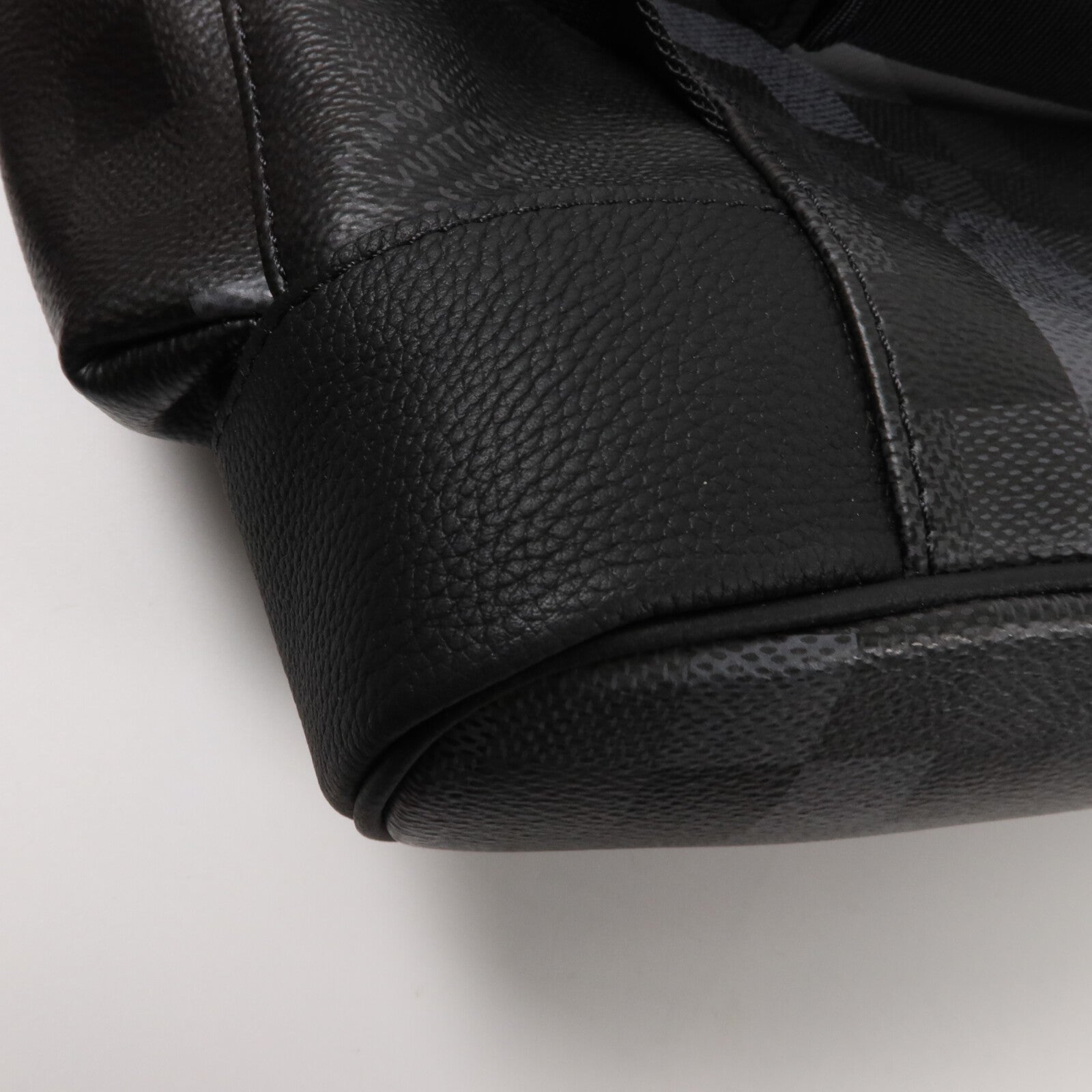 LOUIS VUITTON Damoflage Christopher MM背包