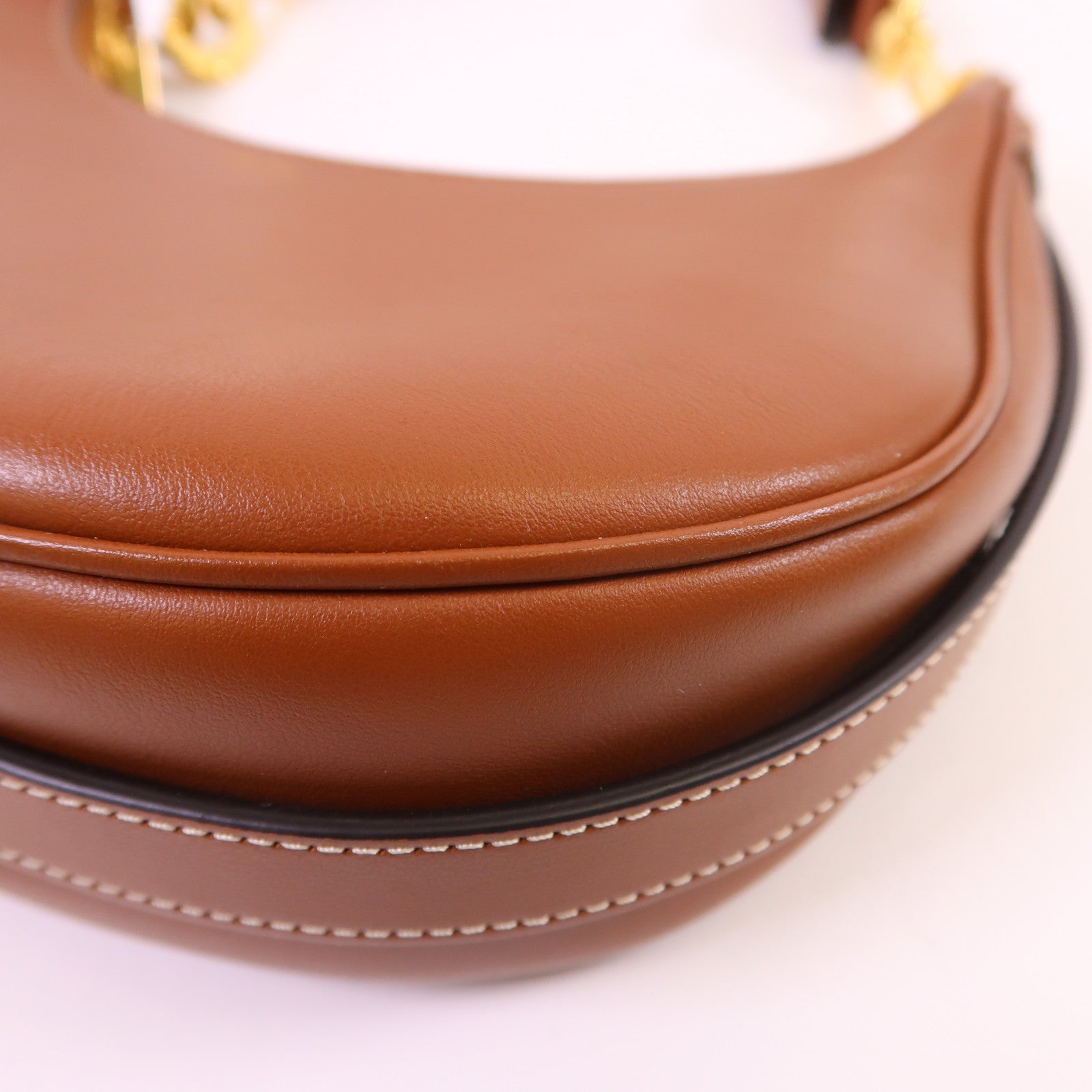 CELINE 牛皮皮革Ava金扣肩背袋