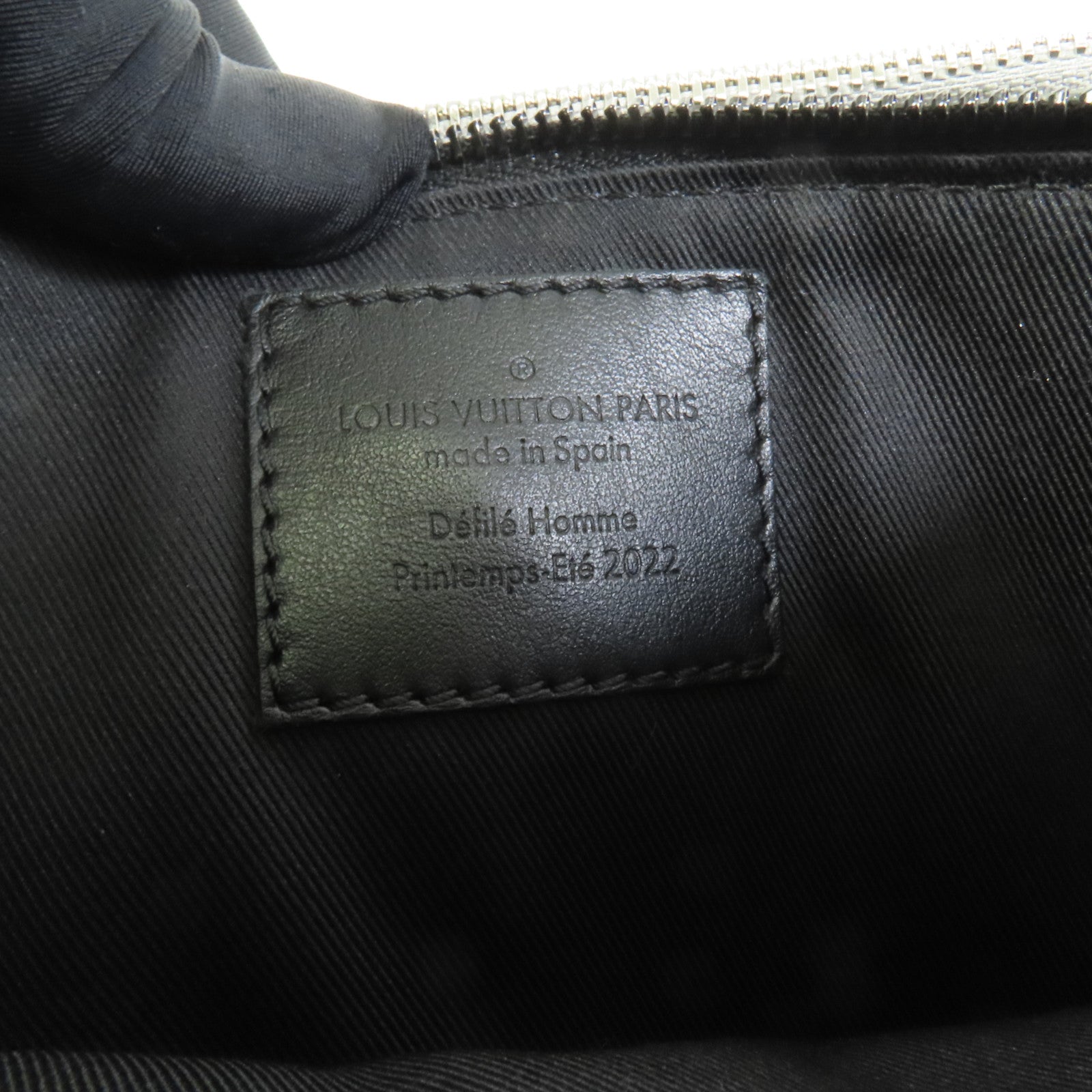 LOUIS VUITTON Damier Trio pouch肩背袋