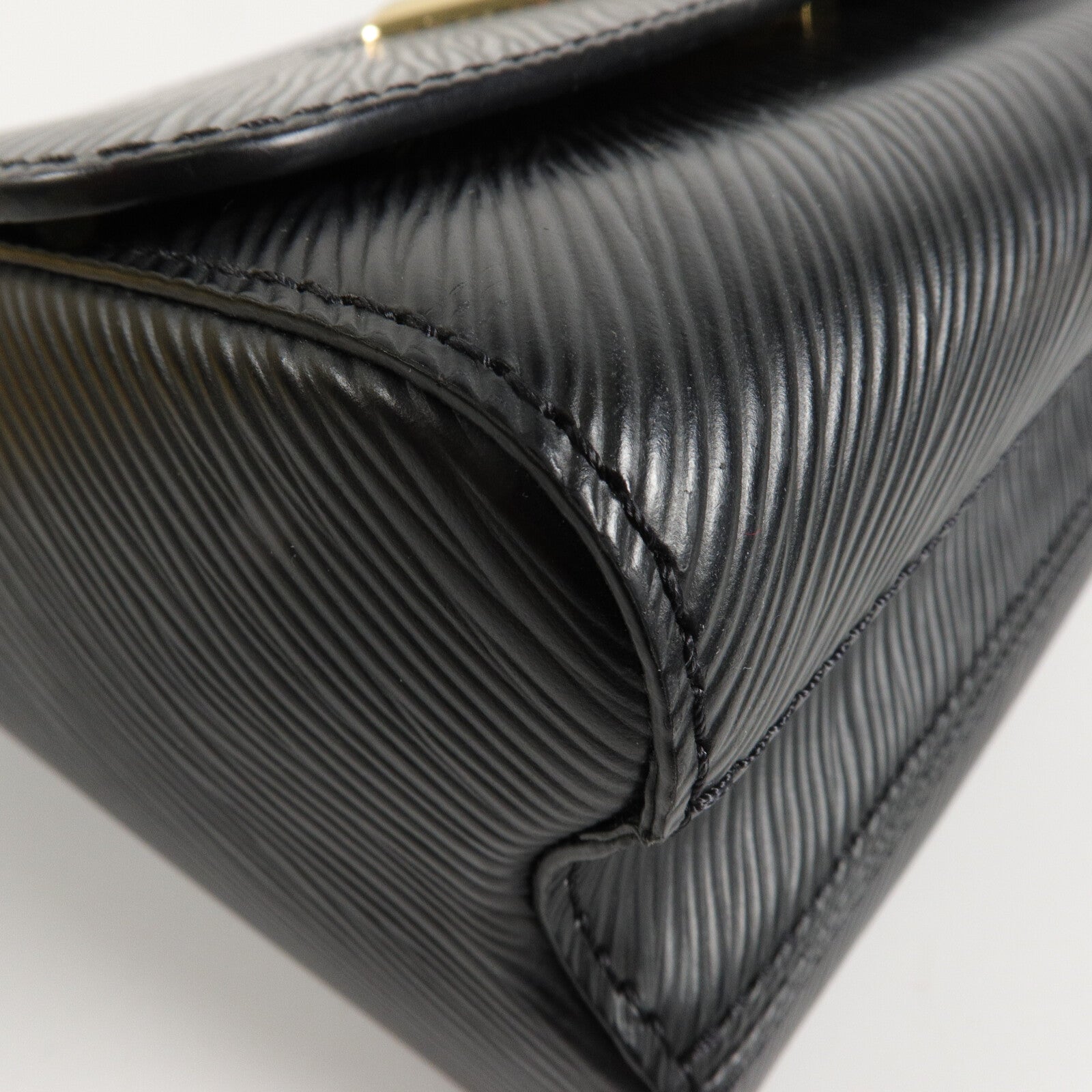 LOUIS VUITTON Epi Twist MM Love Lock手挽肩背兩用袋