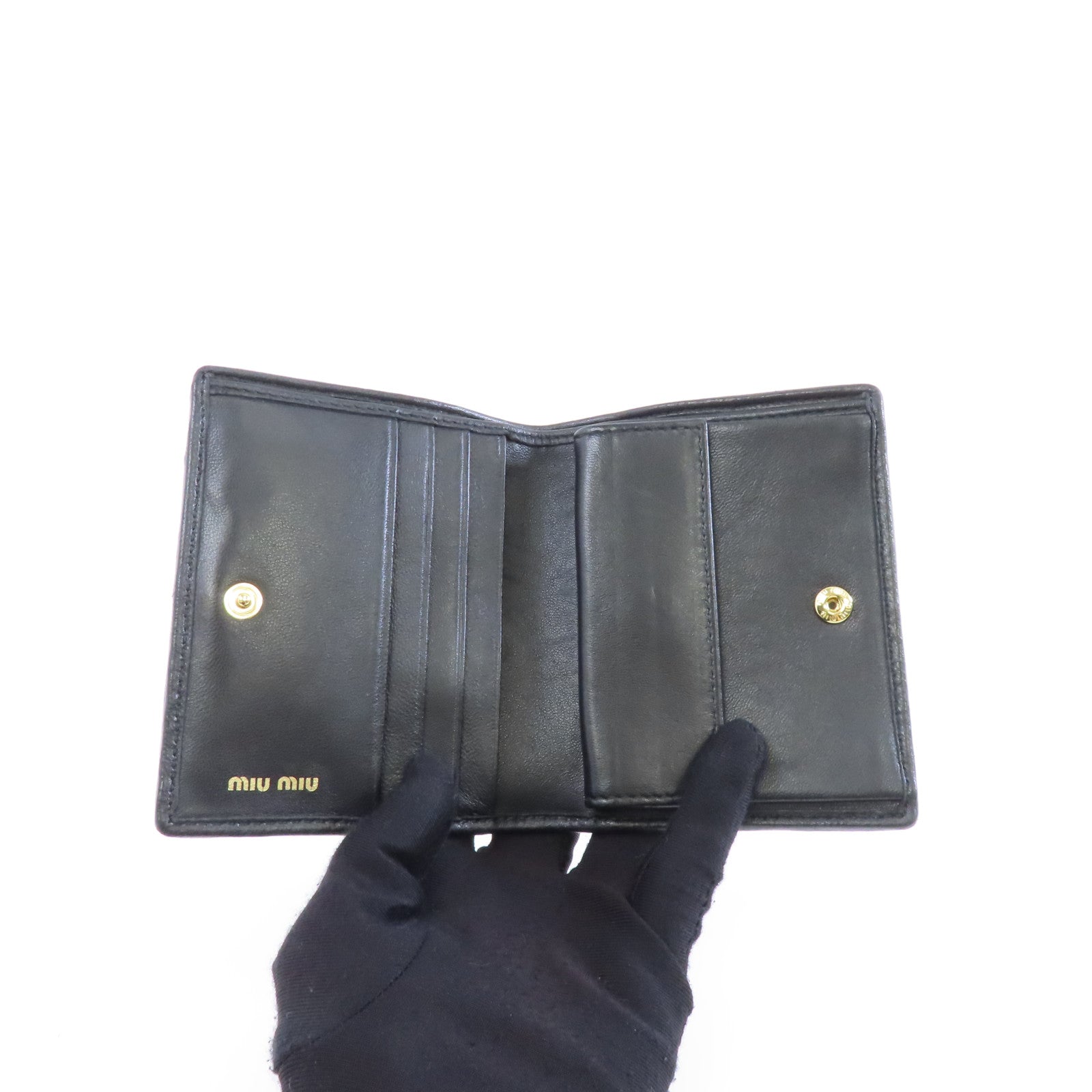 Miu Miu 羊皮皮革Matelasse Wallet金扣錢包黑色