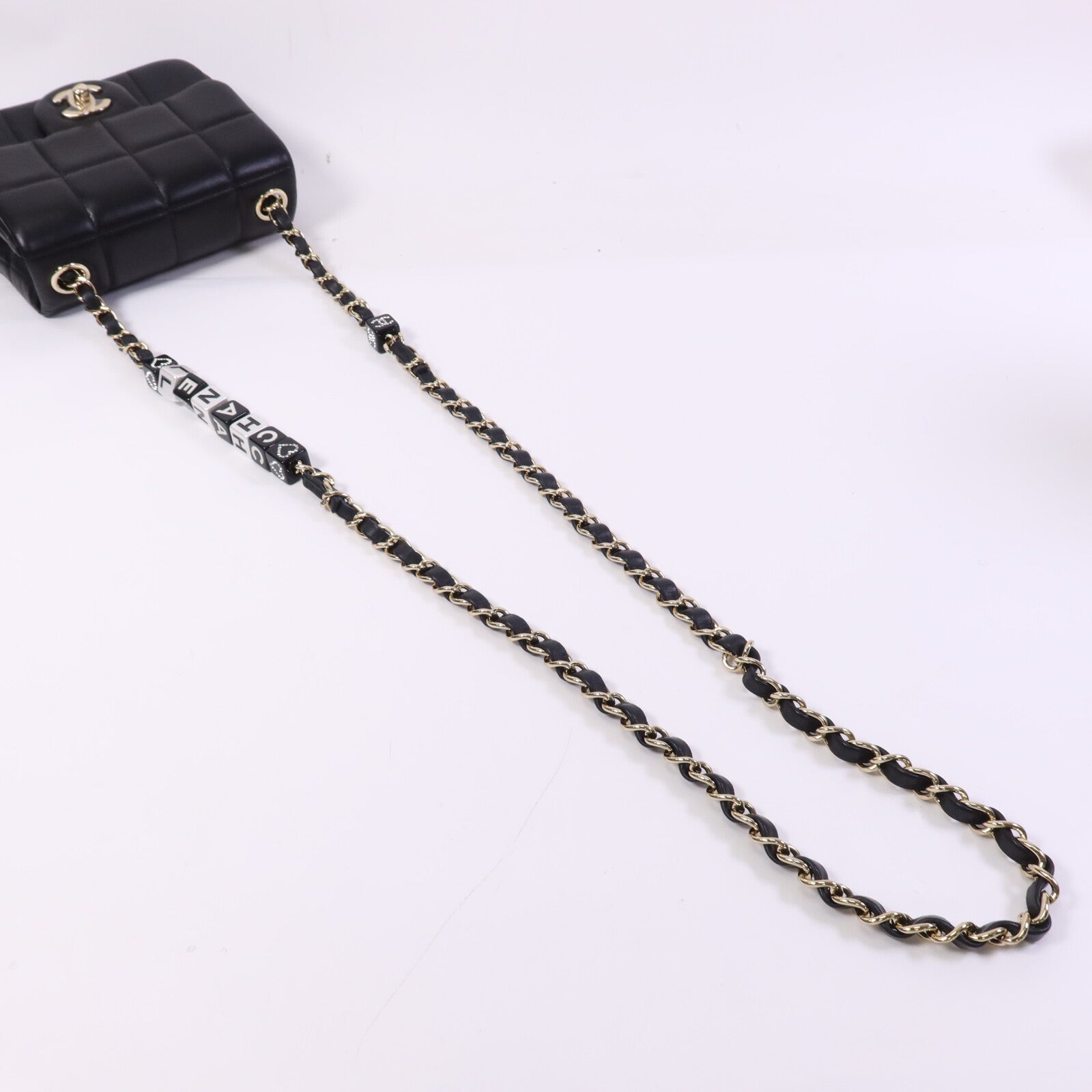 CHANEL 羊皮皮革Chocolate Bar Mini Flap金扣鏈帶肩背袋