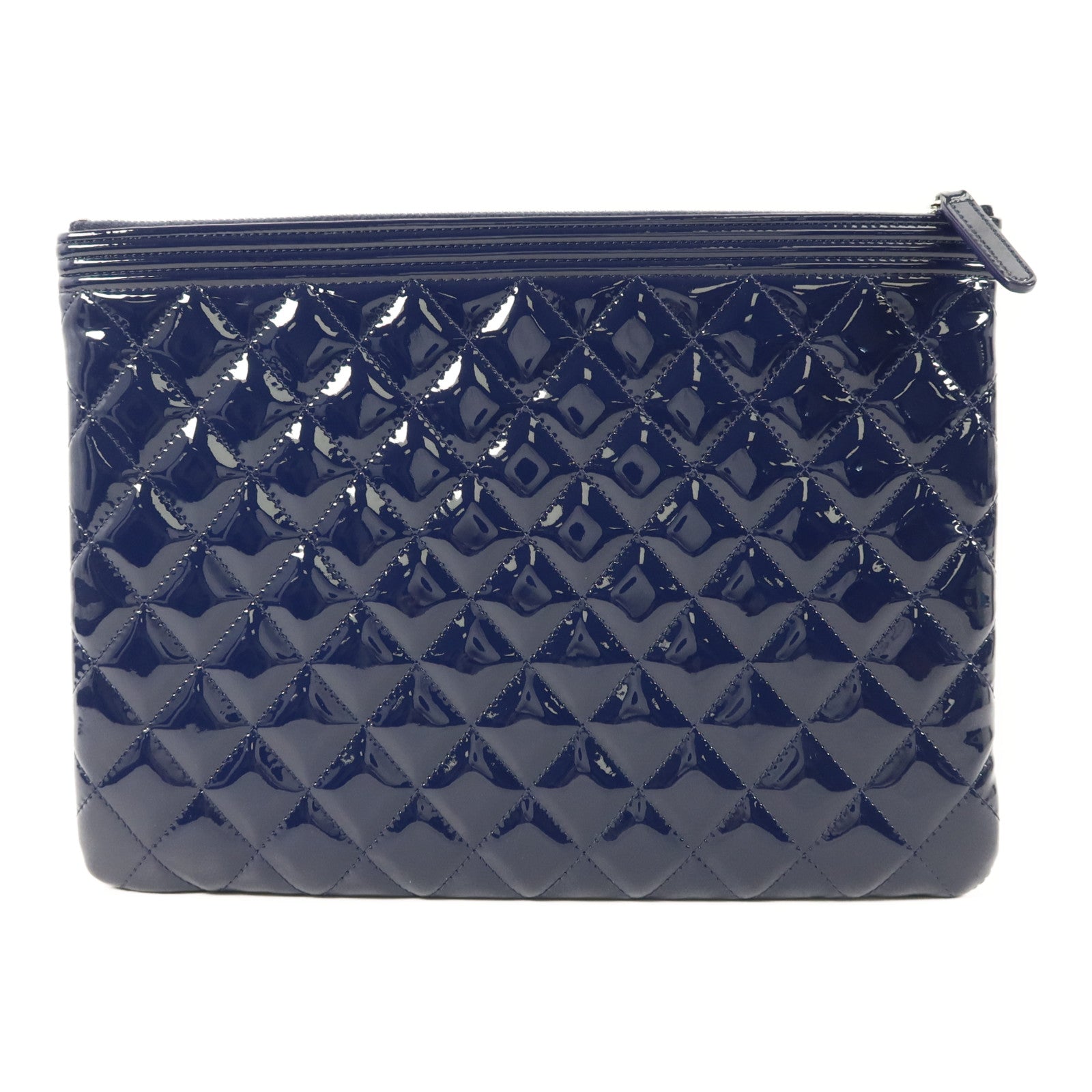 CHANEL 漆皮皮革Pouch銀扣小袋