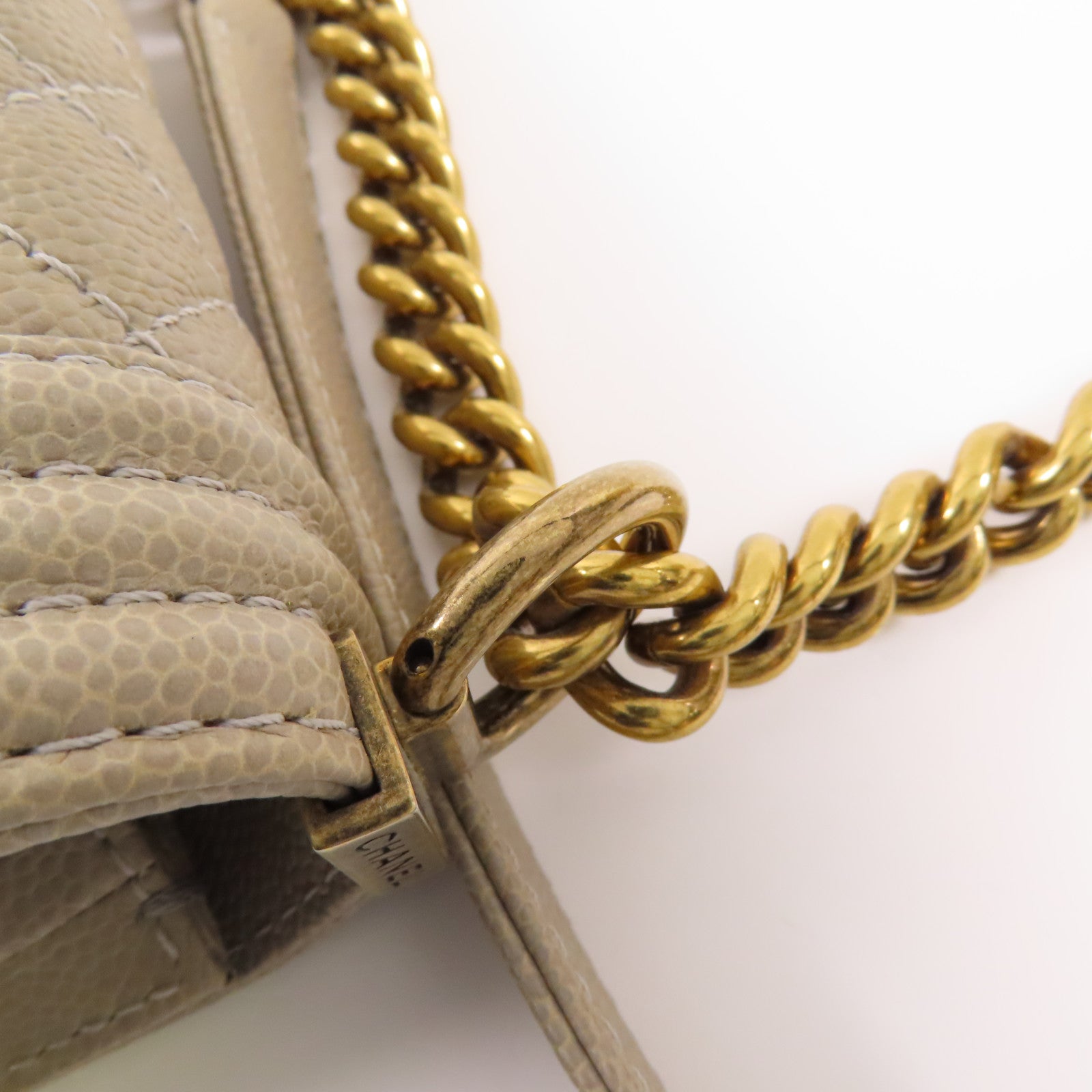 CHANEL 牛皮皮革Boy Chanel 28cm金扣鏈帶肩背袋