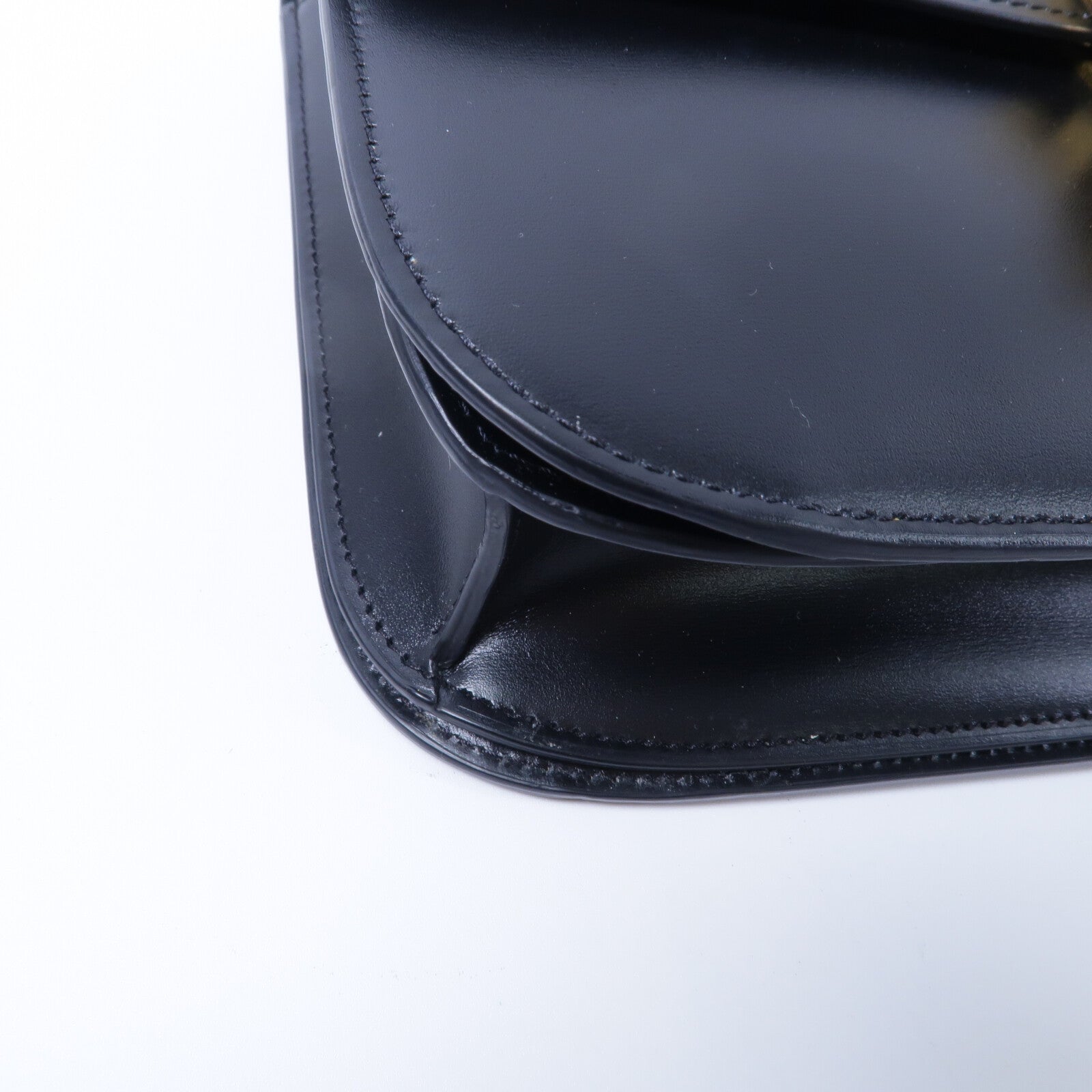 CELINE 牛皮皮革Classic Box Medium肩背袋