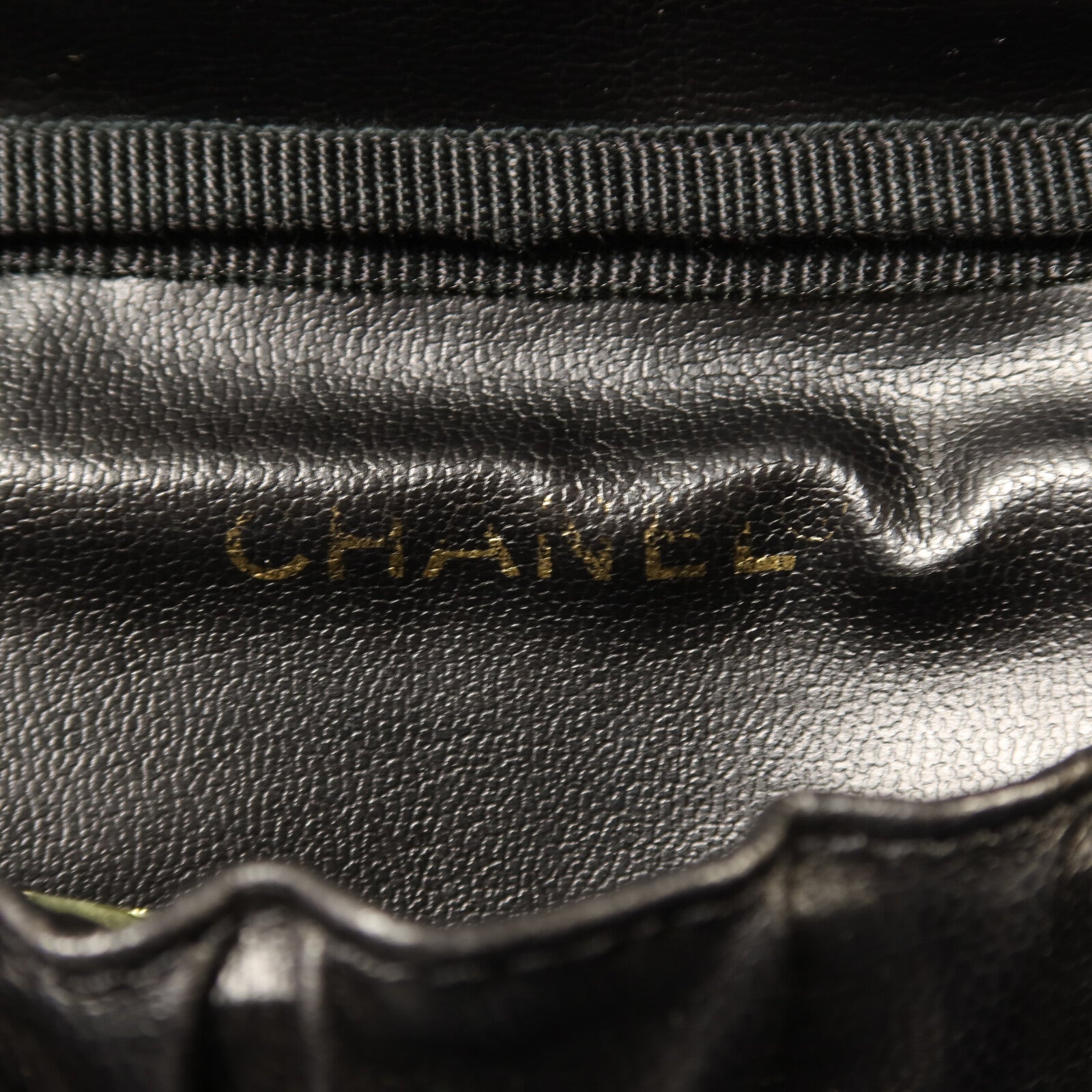 CHANEL 牛皮皮革Vintage Vanity Case金扣手挽袋