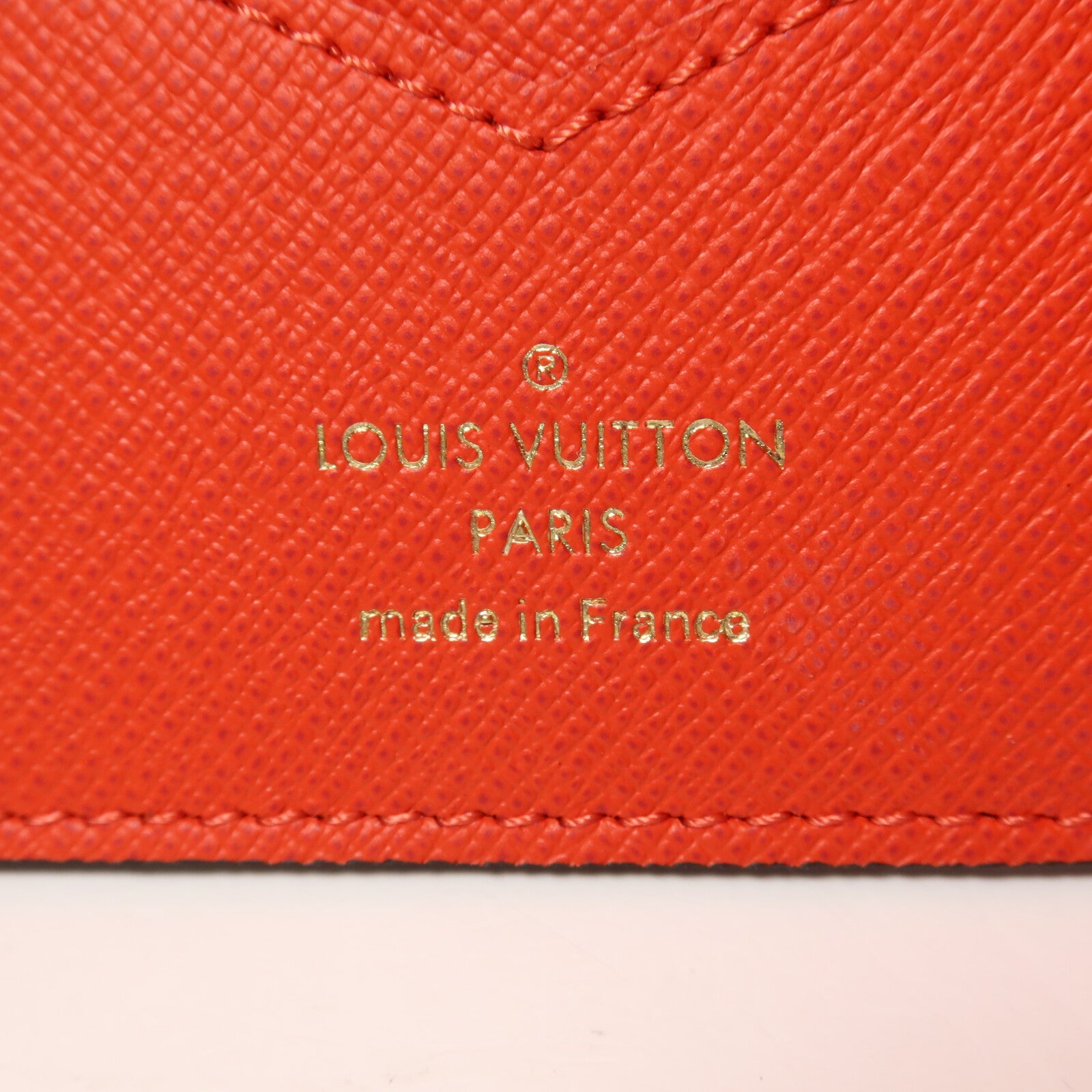 LOUIS VUITTON Monogram Passport Case護照套