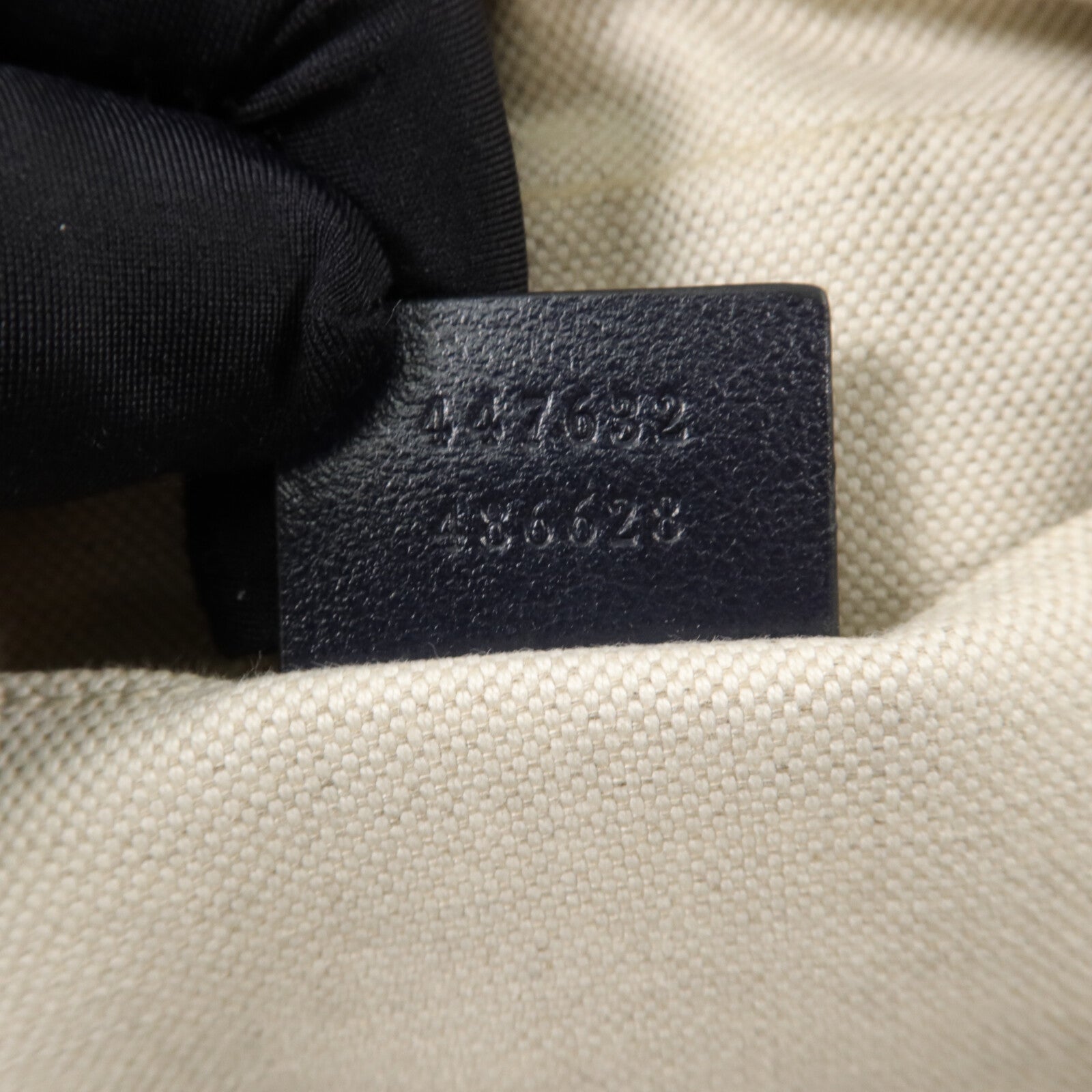 GUCCI 帆布GG Marmont肩背袋