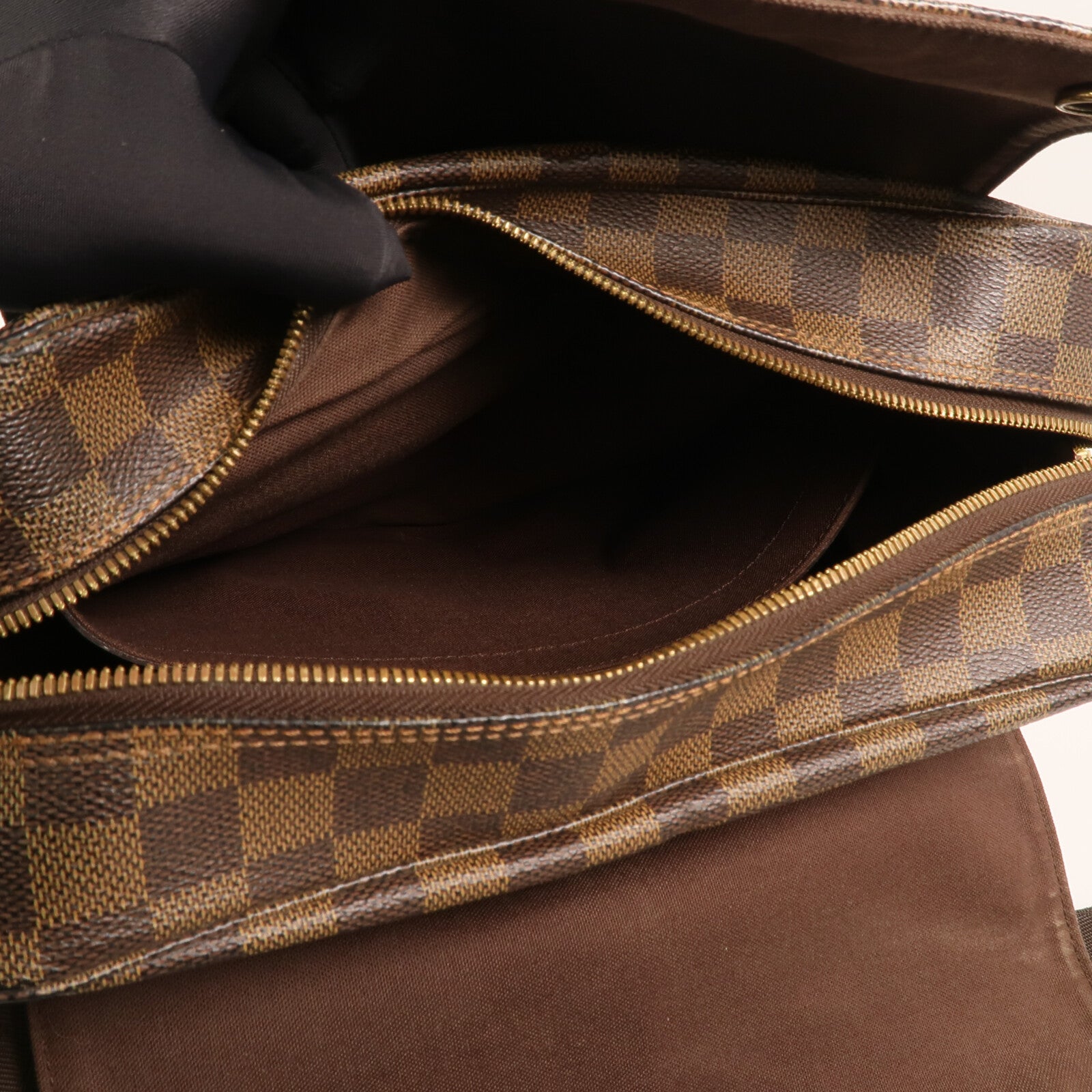 LOUIS VUITTON 【激減優惠】Damier Naviglio金扣肩背袋