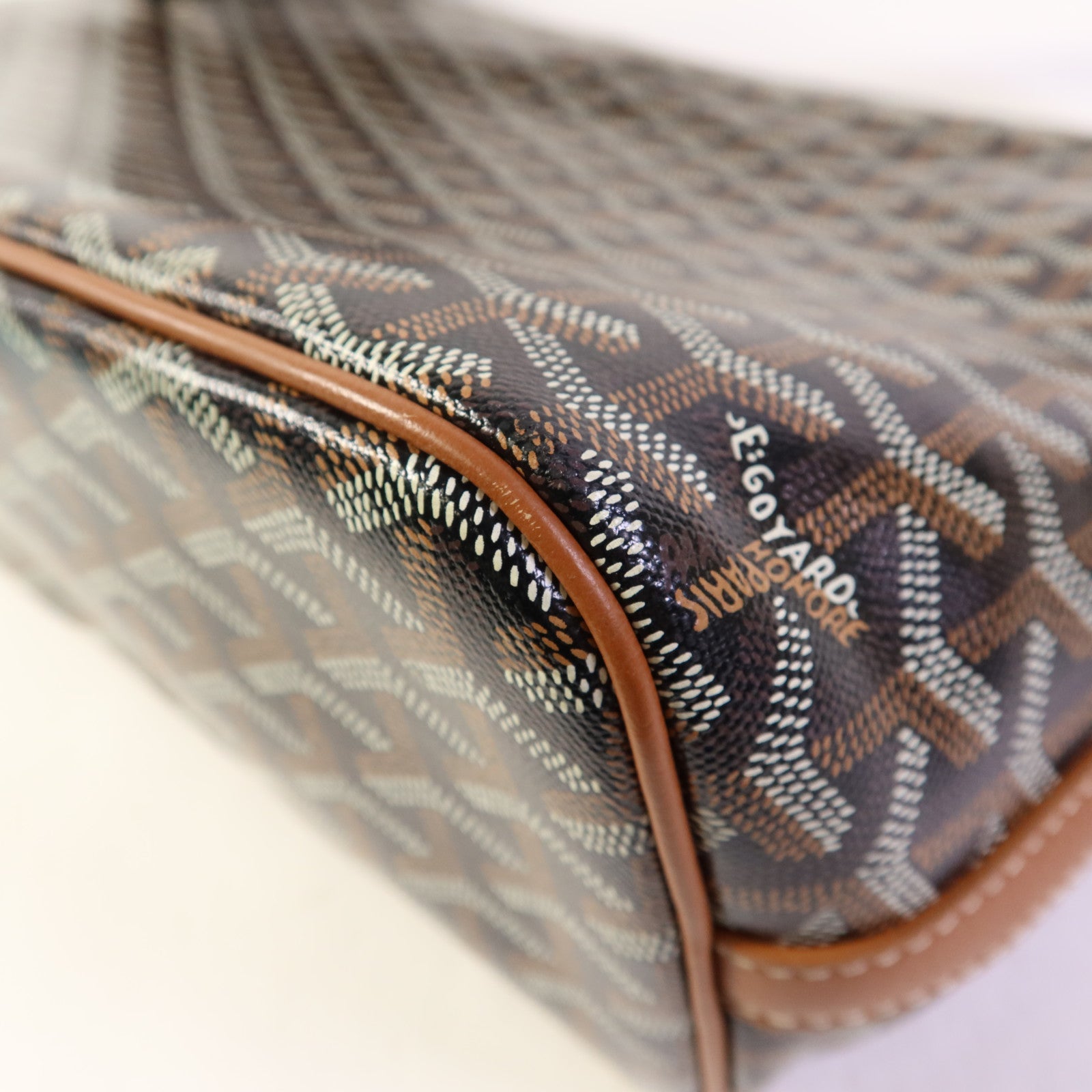 GOYARD 塗層帆布Capetien銀扣肩背袋