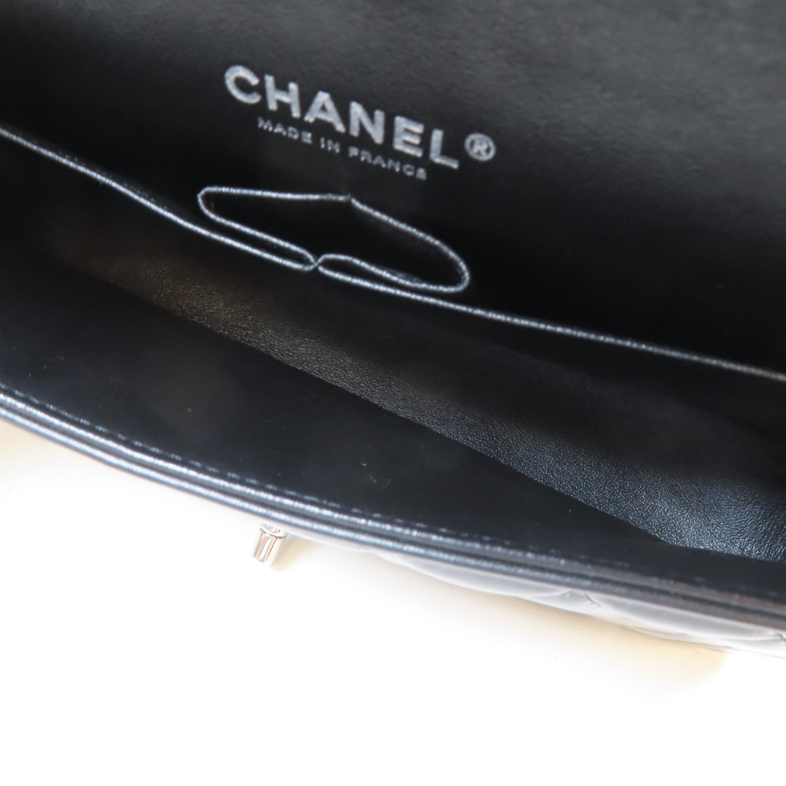 CHANEL (PRICE DOWN) Quilted CC SHW Chain Shoulder Bag Patent Leather Black