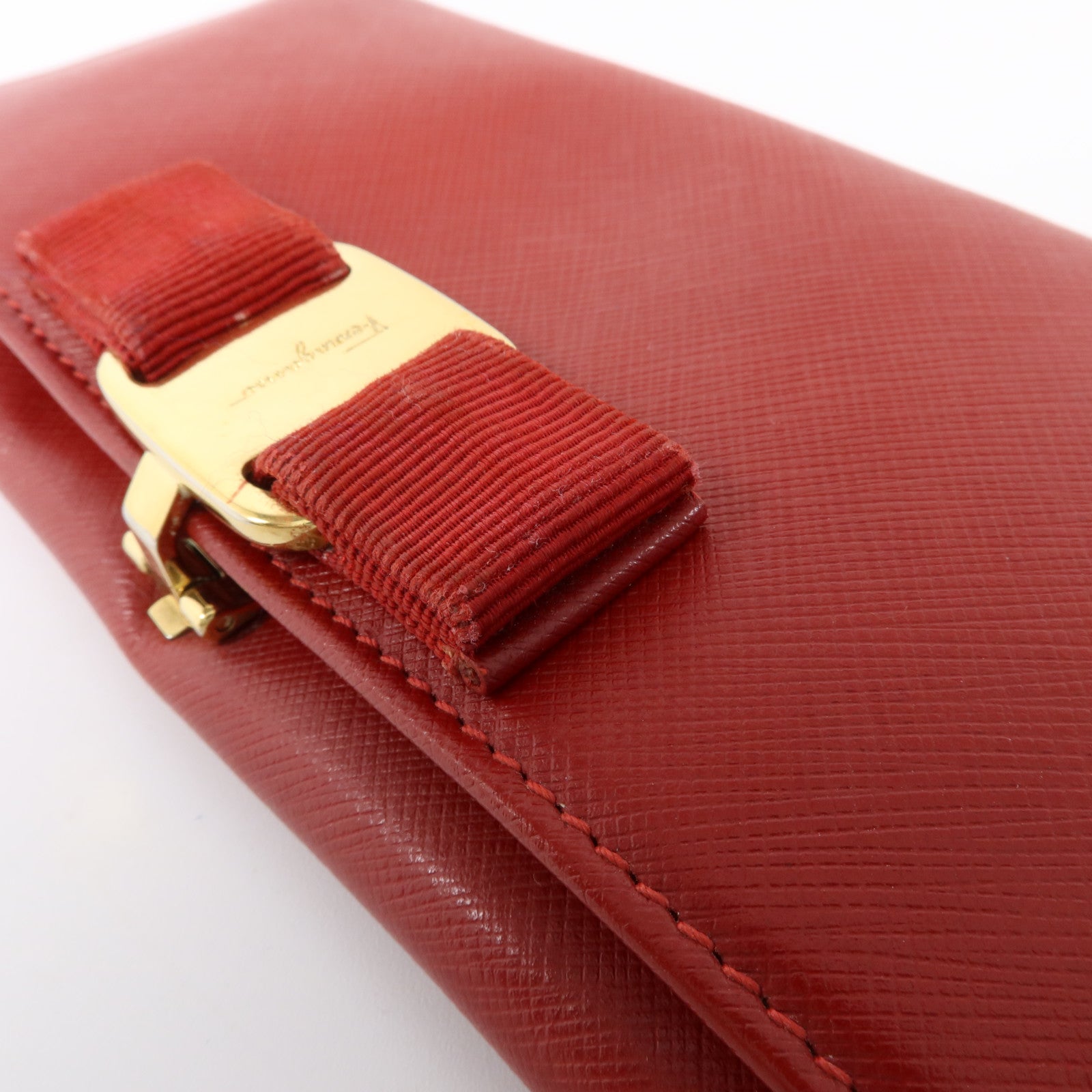 Salvatore Ferragamo Saffiano皮革Vara Bow Long Wallet金扣長錢包