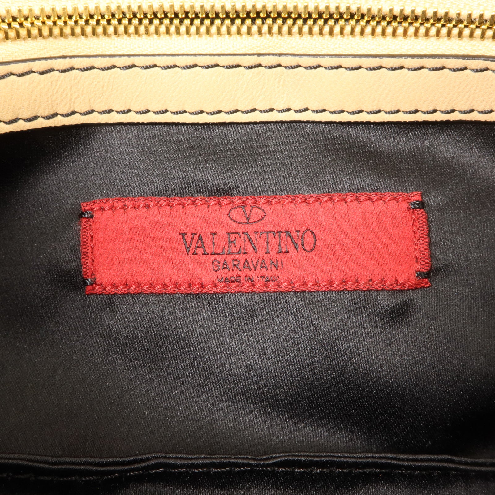Valentino 牛皮皮革Pouch手拿包
