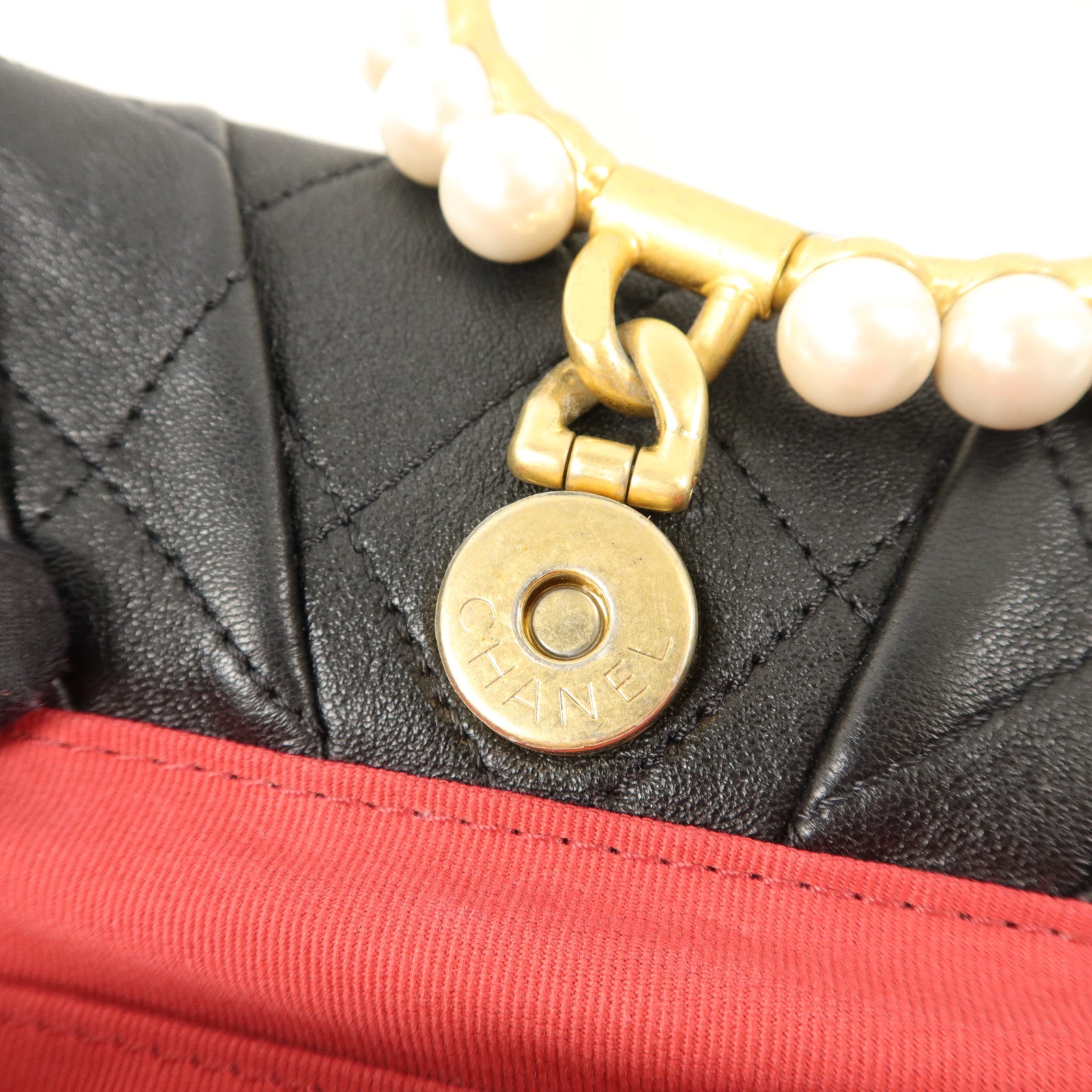 CHANEL 羊皮皮革Matelasse Handle手挽袋