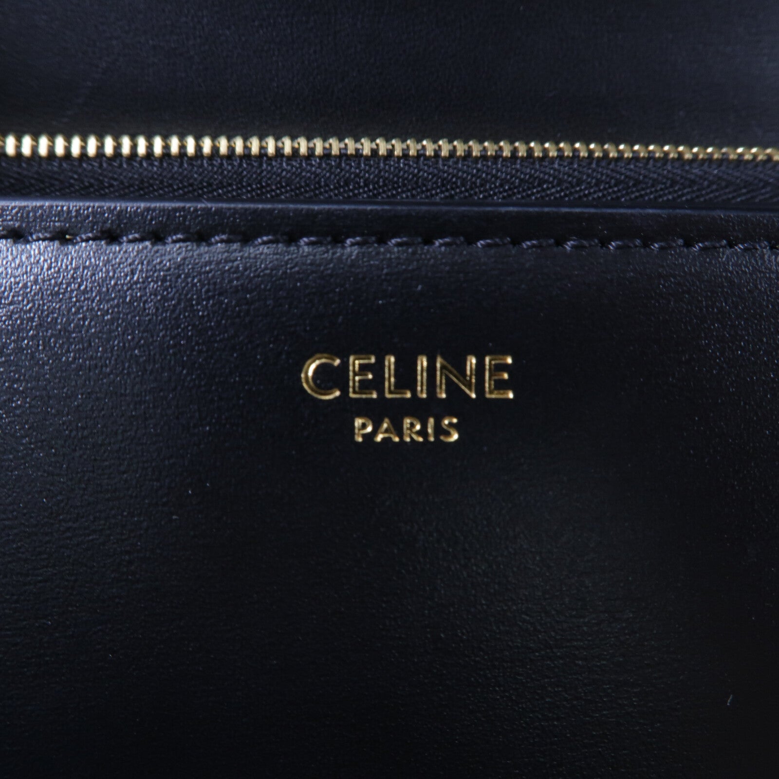 CELINE 牛皮皮革Classic Box Medium肩背袋