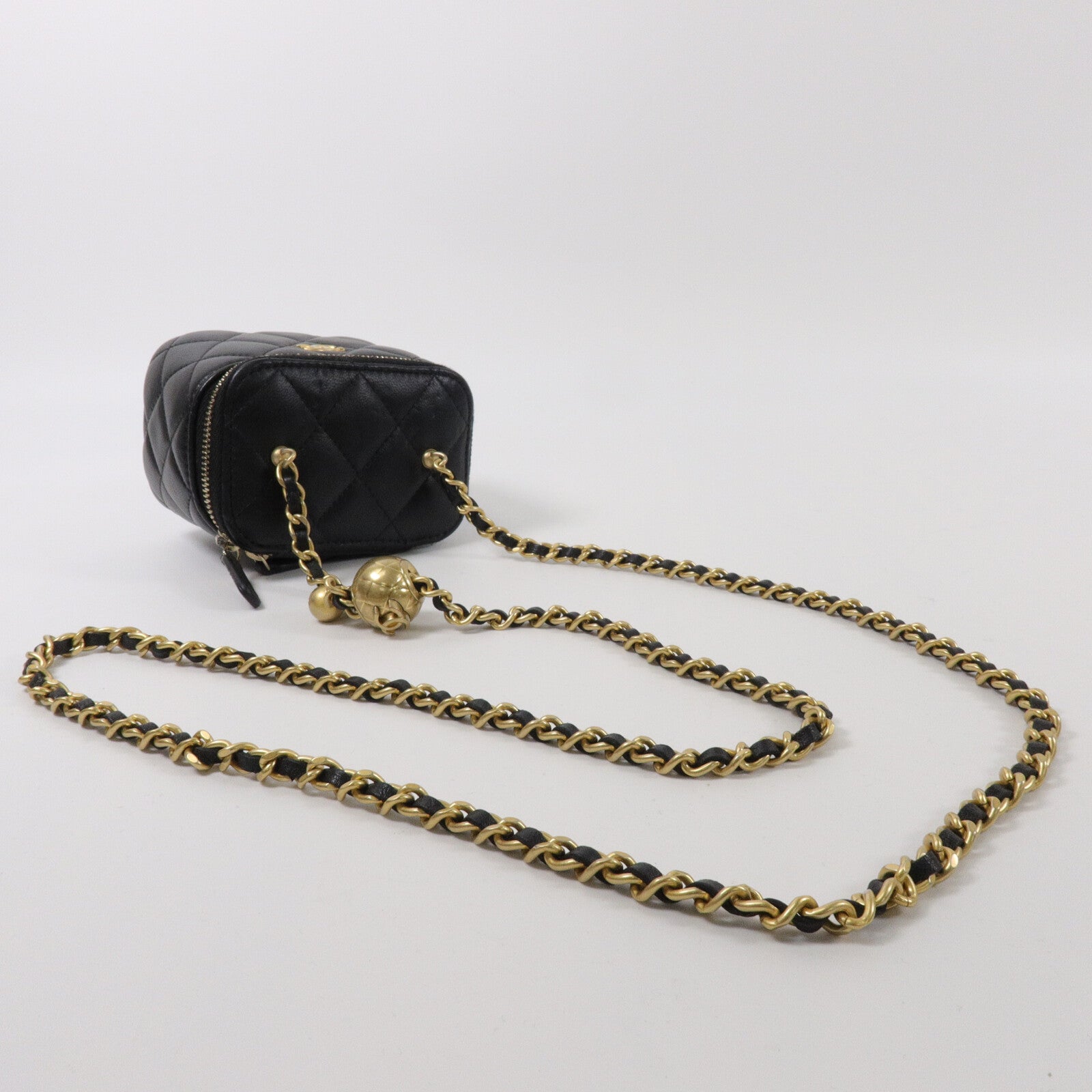 CHANEL 羊皮皮革Mini Vanity Case With Gold Ball鏈帶肩背袋