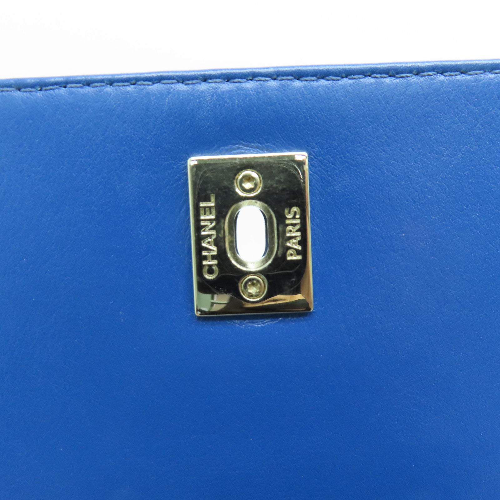 CHANEL 菱格牛皮皮革Chain Shoulder鏈帶肩背袋金扣藍色