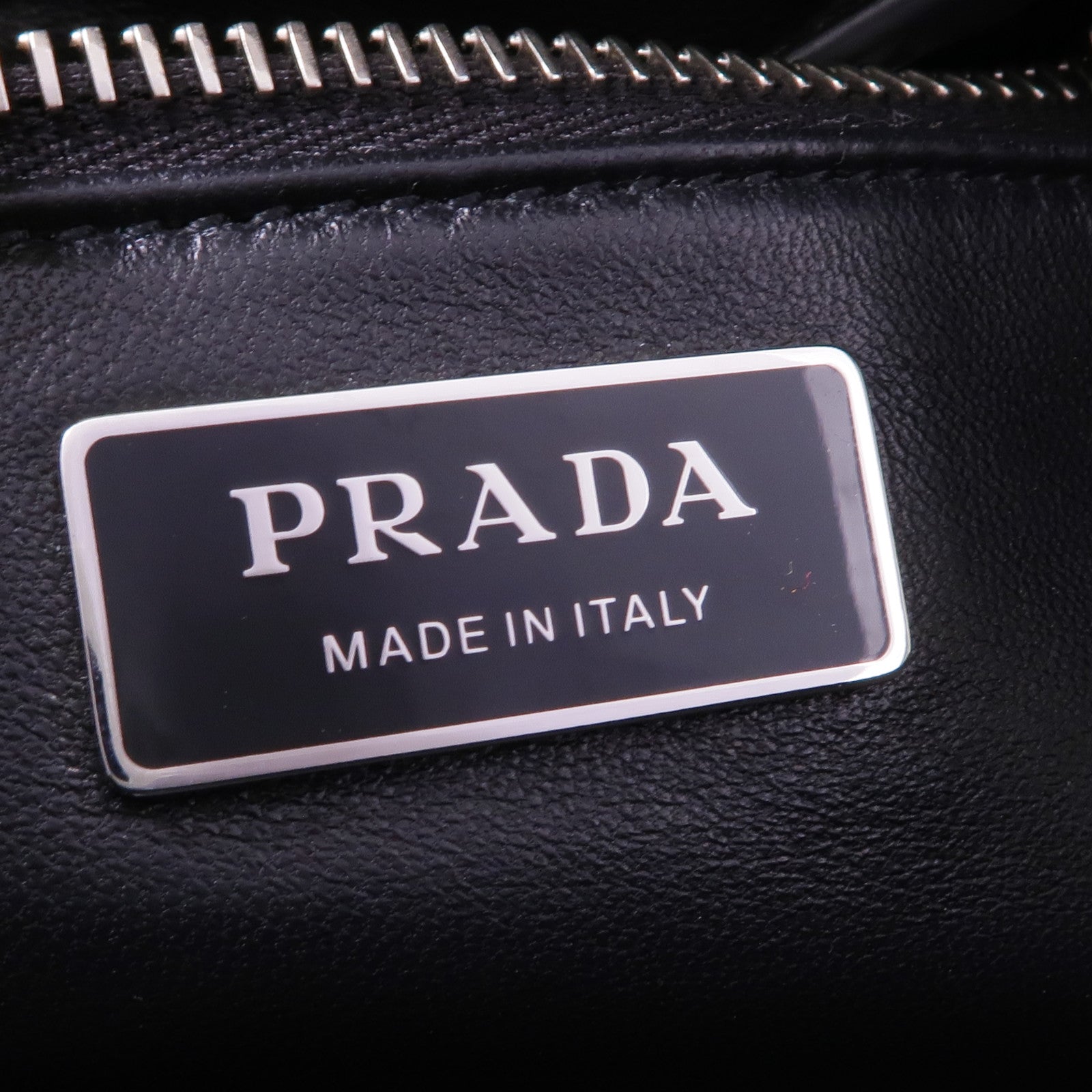 PRADA 牛皮皮革2 Way Shoulder Bag銀扣手挽肩背兩用袋