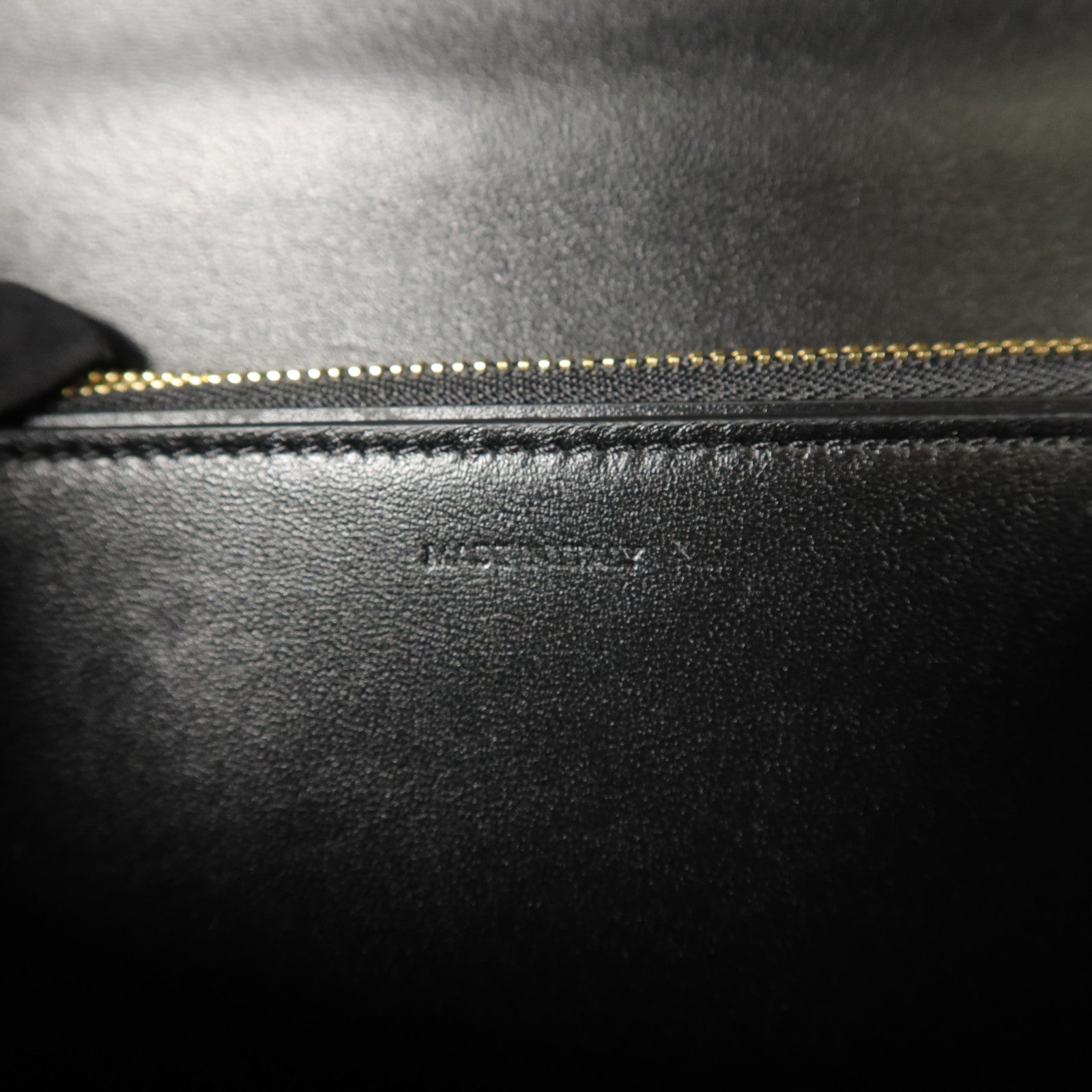CELINE 牛皮皮革Classic Box Medium肩背袋