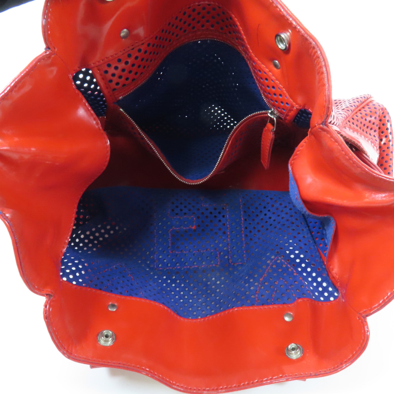 FENDI 漆皮皮革Sac A Main En Evir銀扣肩背袋