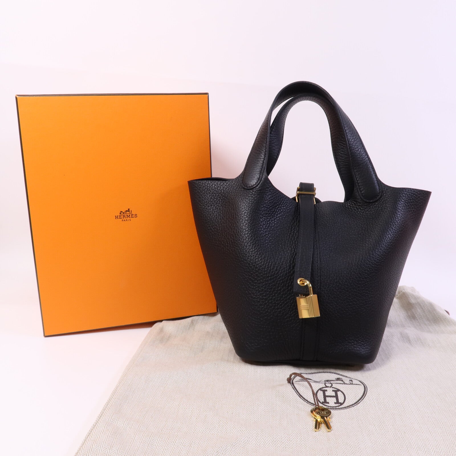 HERMES Clemence皮革Picotin PM金扣手挽袋Noir