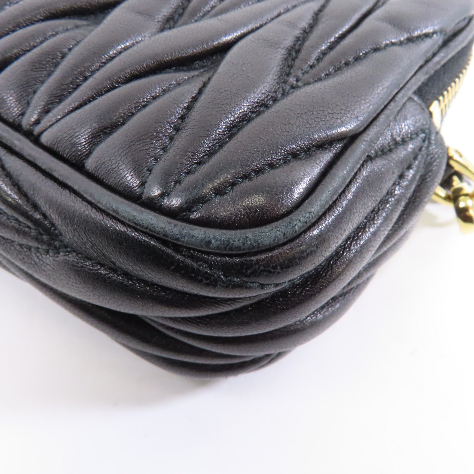 Miu Miu 羊皮皮革Shoulder Bag金扣肩背袋黑色