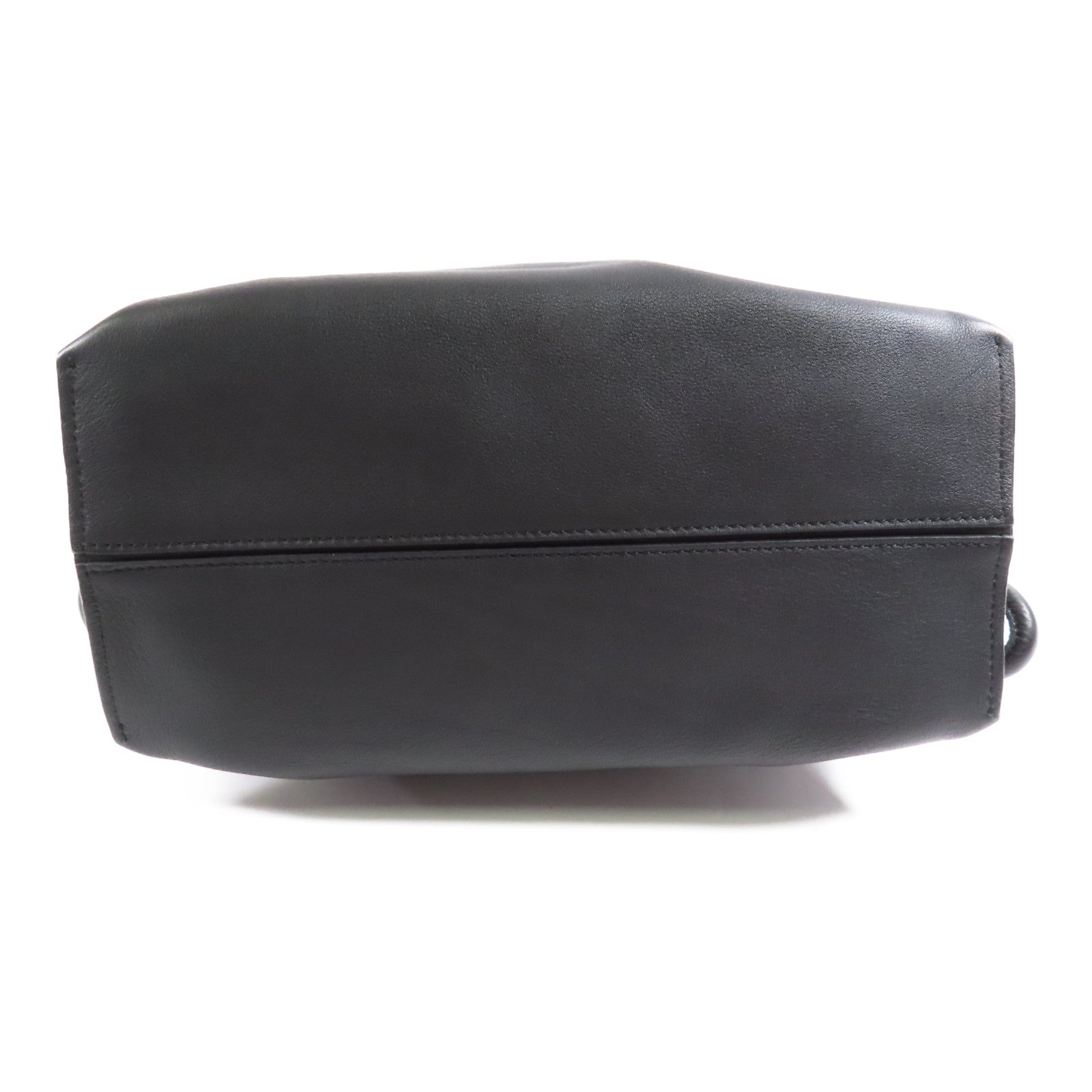 LOEWE 牛皮皮革Flamenco銀扣肩背袋