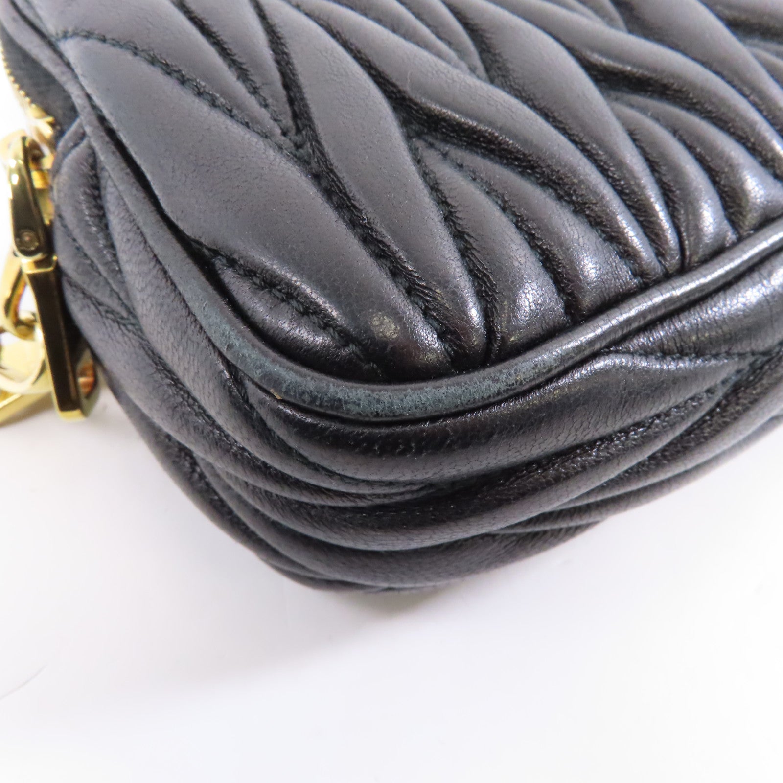 Miu Miu 羊皮皮革Shoulder Bag金扣肩背袋黑色