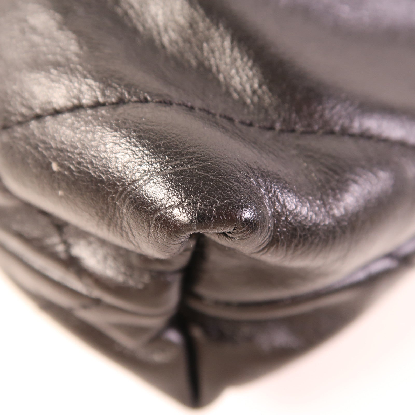 CHANEL 牛皮皮革Chanel 22 Mini金扣鏈帶手挽肩背兩用袋