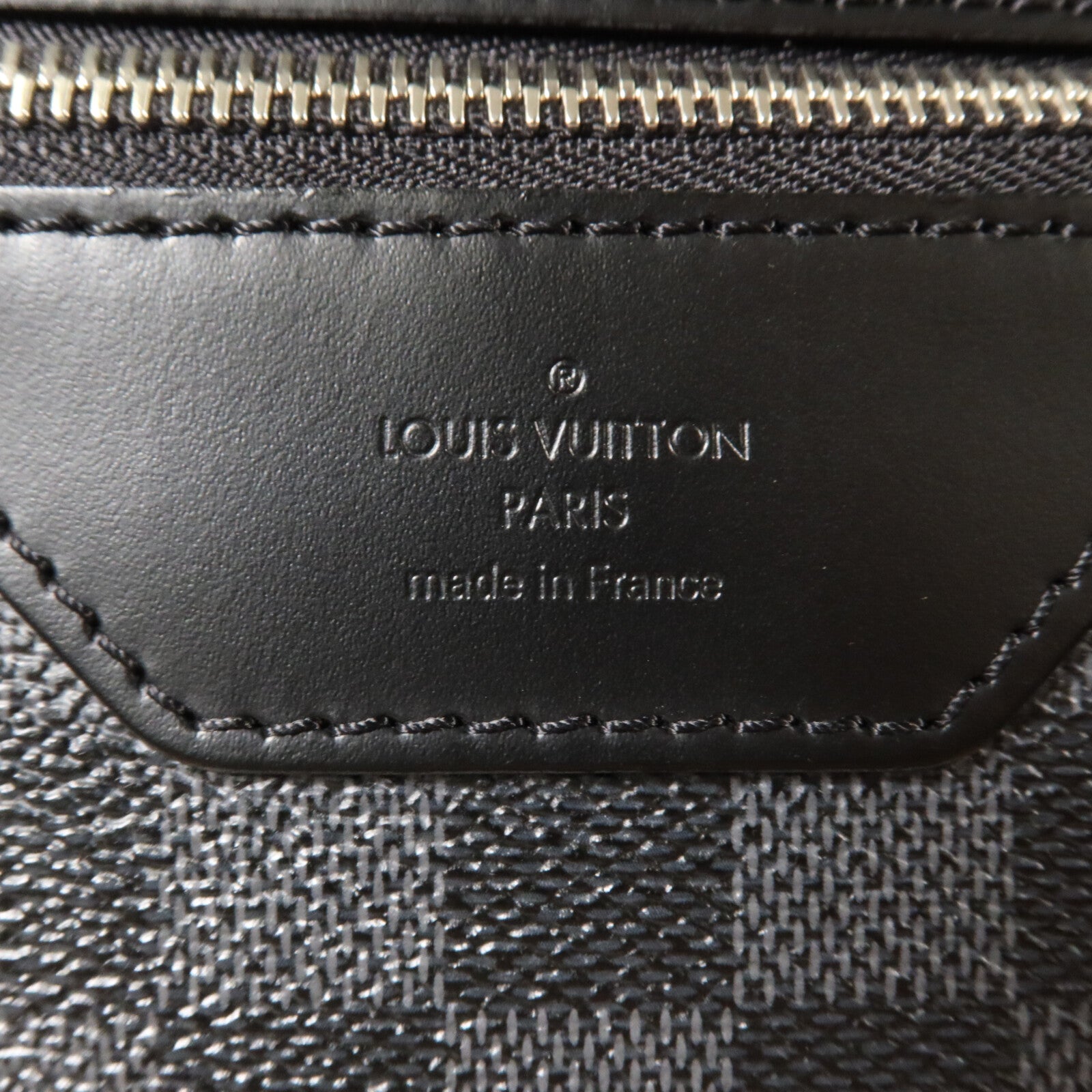 LOUIS VUITTON Damier Graphite Daniel GM肩背袋