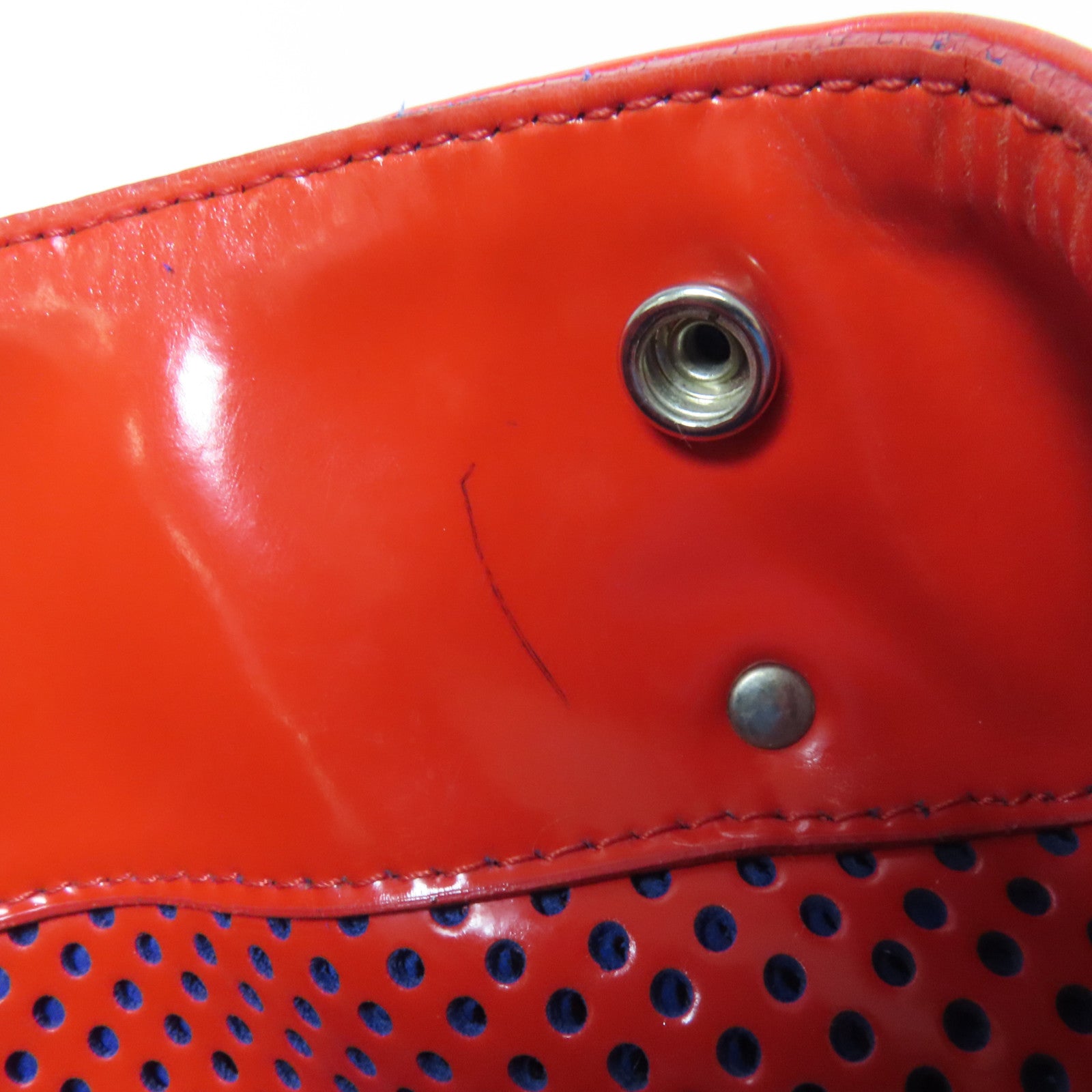 FENDI 漆皮皮革Sac A Main En Evir銀扣肩背袋