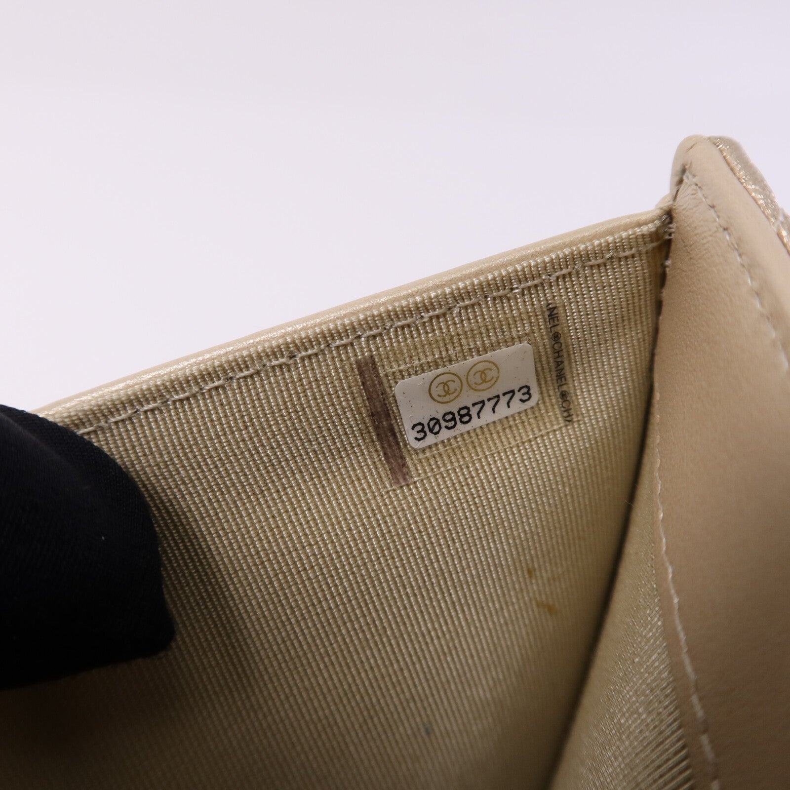 CHANEL 羊皮皮革Wallet金扣錢包