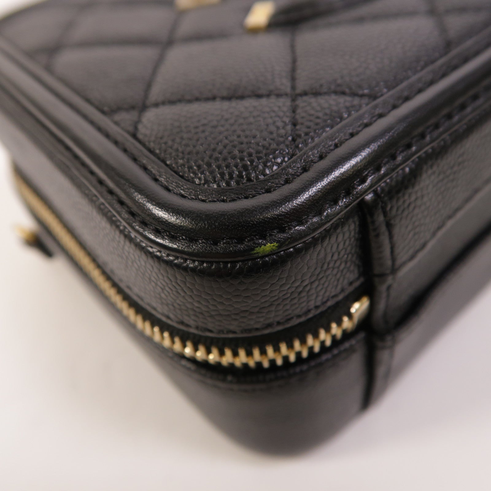 CHANEL 牛皮皮革Vanity Case金扣手挽肩背兩用袋