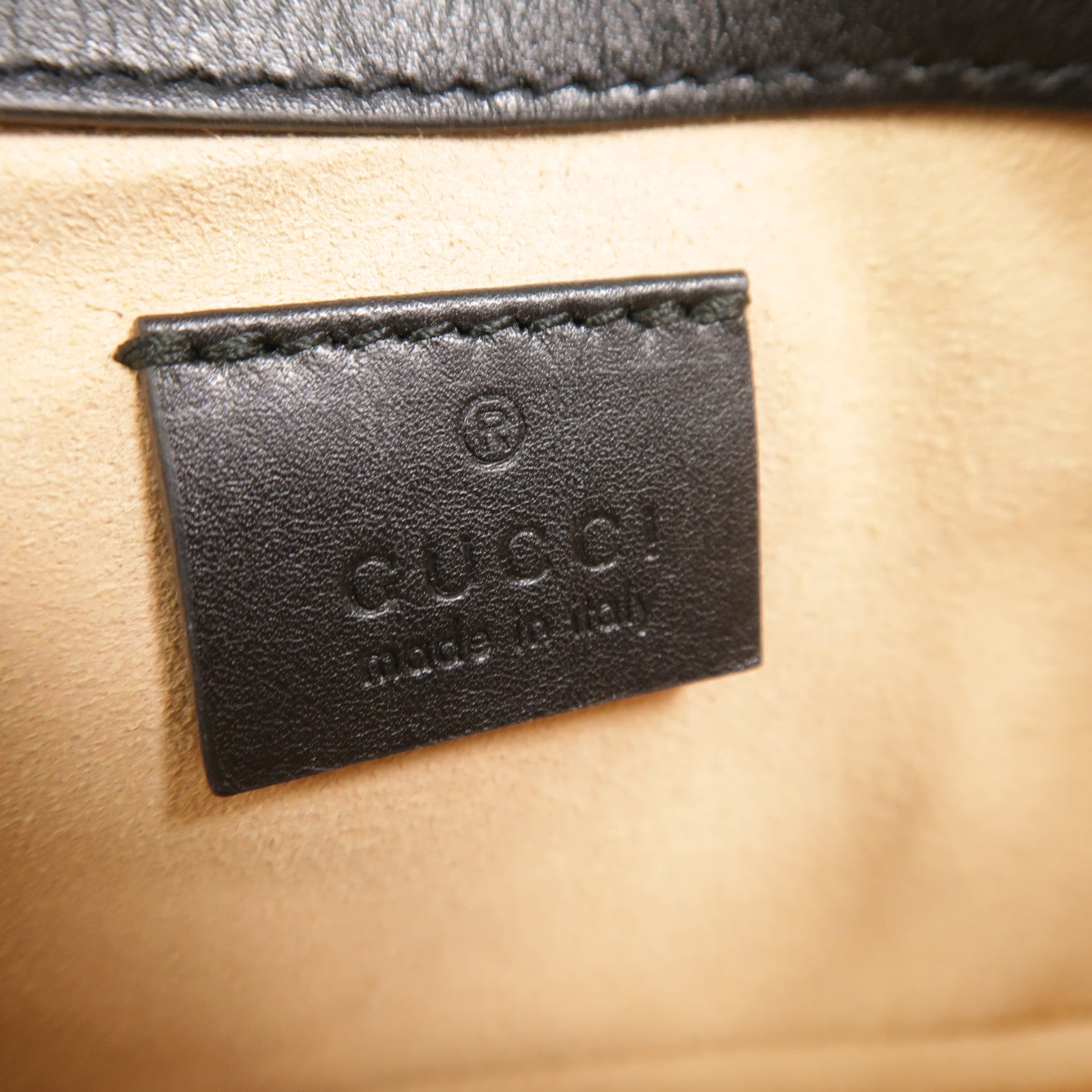 GUCCI 牛皮皮革GG Marmont Super Mini鏈帶肩背袋