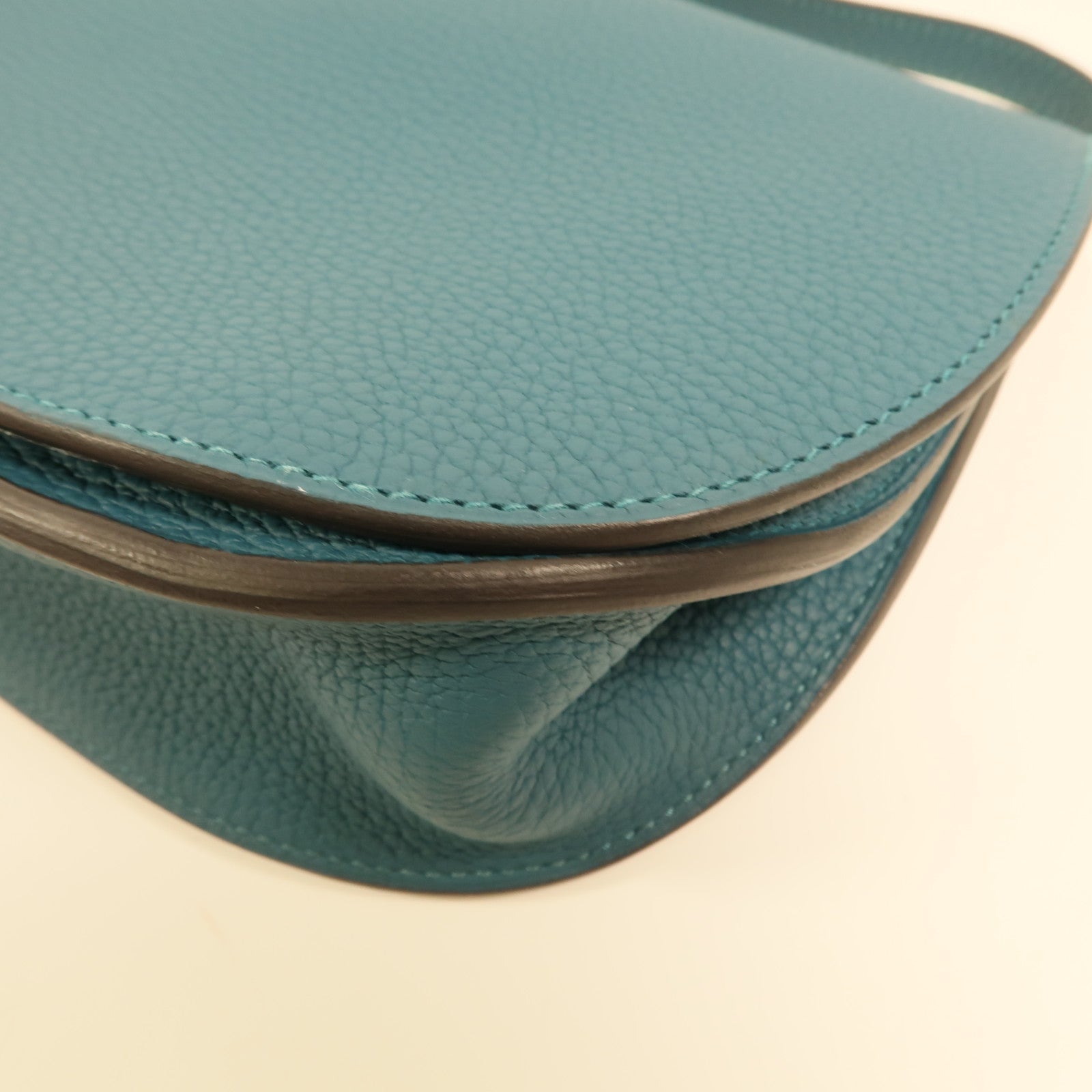 HERMES Clemence皮革Saut 25銀扣肩背袋Vert Bosphore