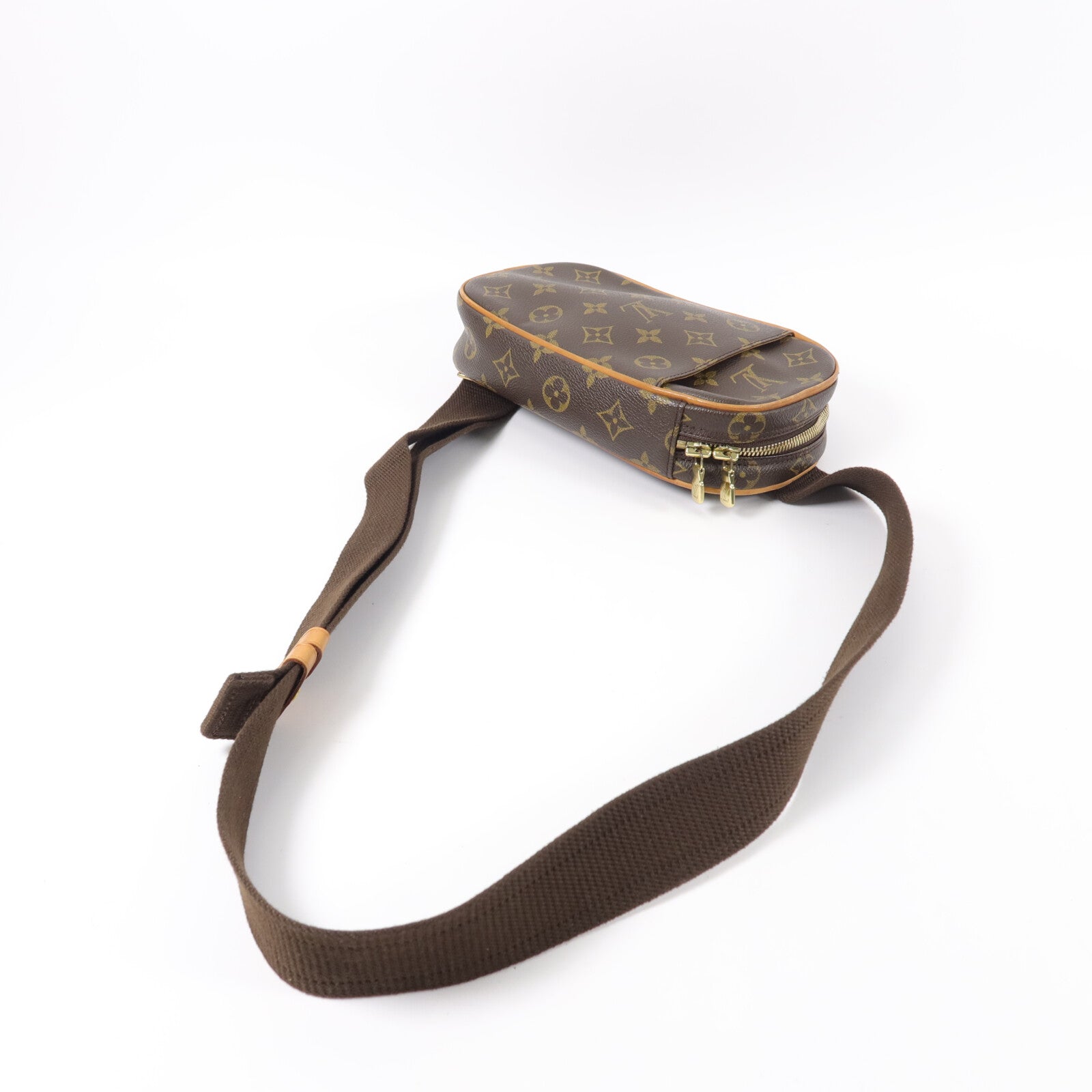 LOUIS VUITTON Monogram Pochette Gange金扣肩背袋