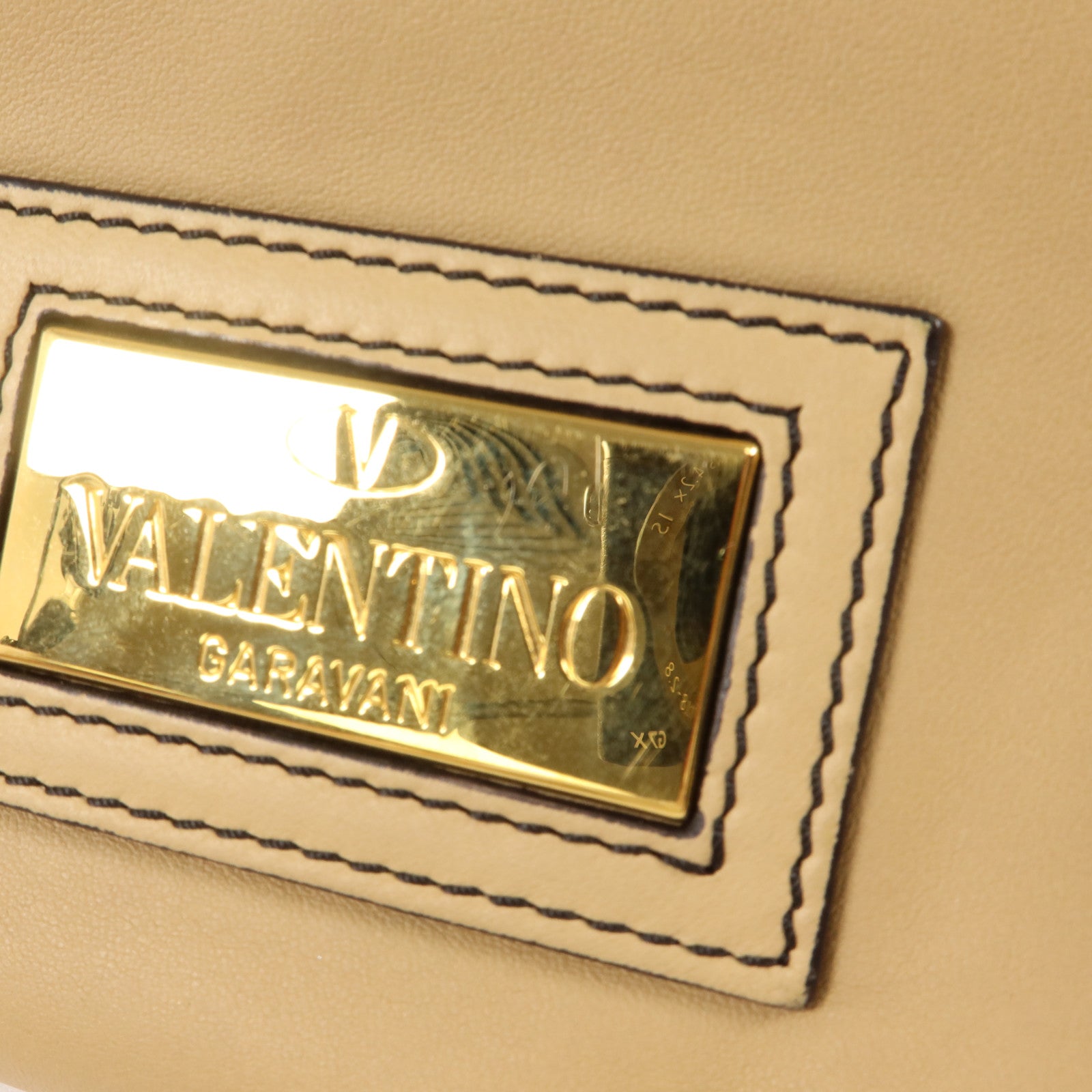 Valentino 牛皮皮革Pouch手拿包