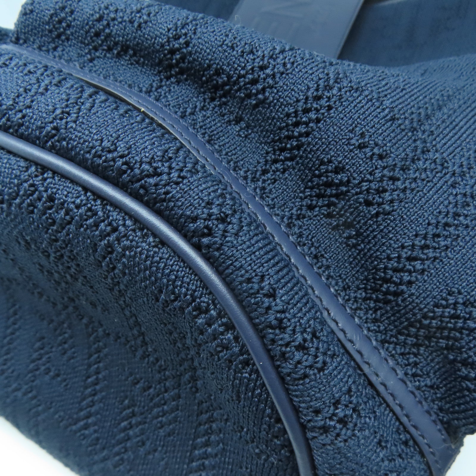 FENDI 【激減優惠】帆布Strike Medium Backpack銀扣背包深藍色