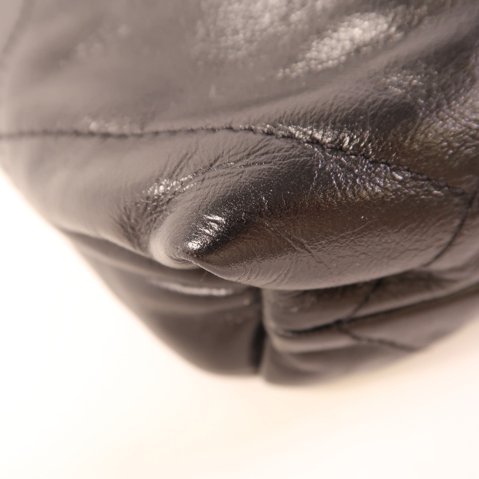 CHANEL 牛皮皮革Chanel 22 Mini金扣鏈帶手挽肩背兩用袋