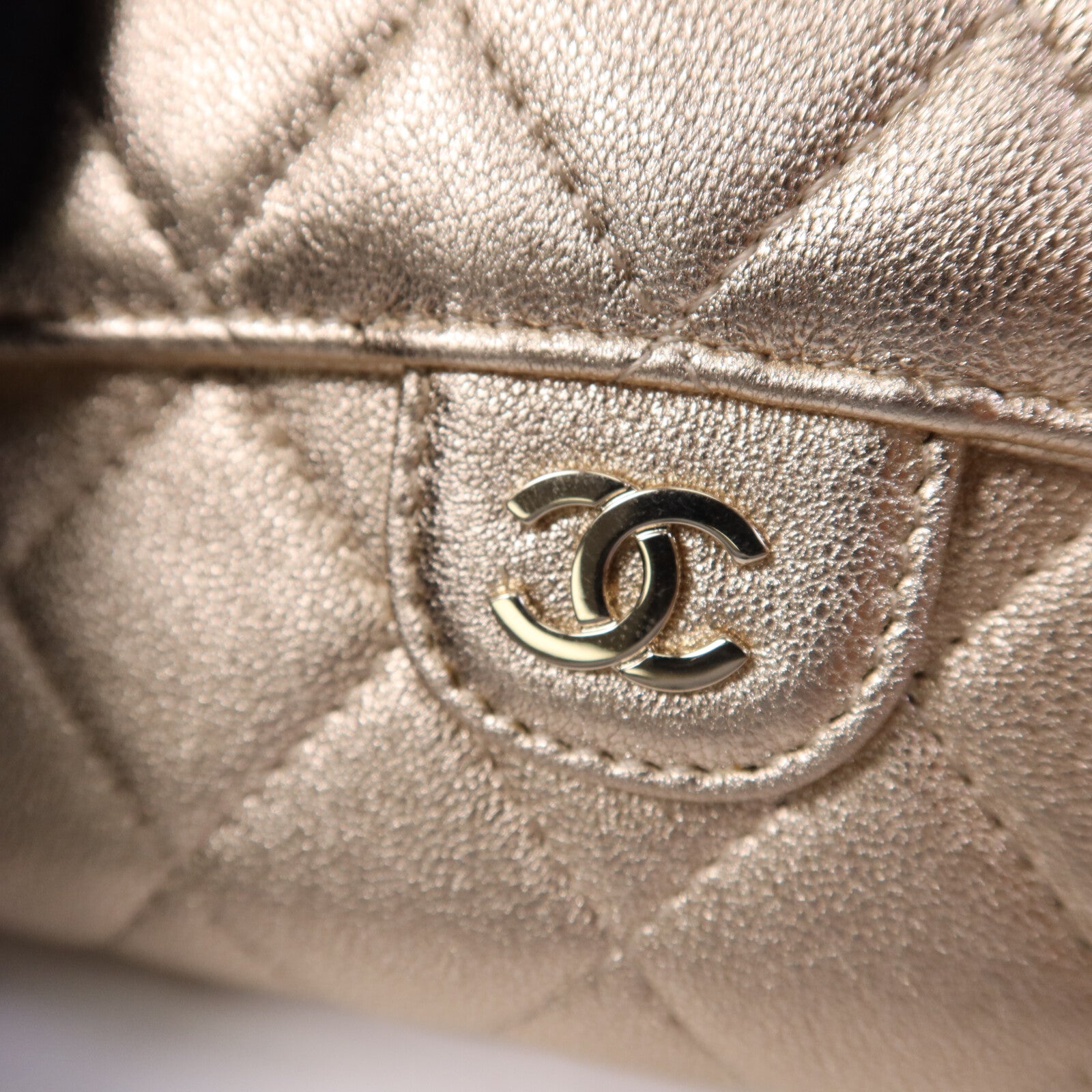 CHANEL 羊皮皮革Wallet金扣錢包
