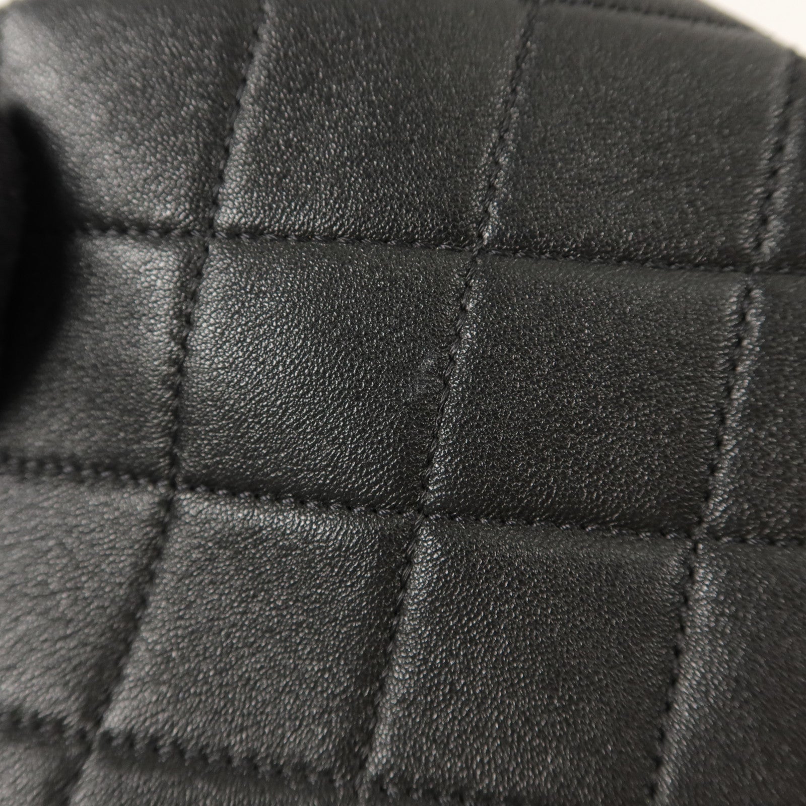 CHANEL 羊皮皮革Matelasse Handle手挽袋