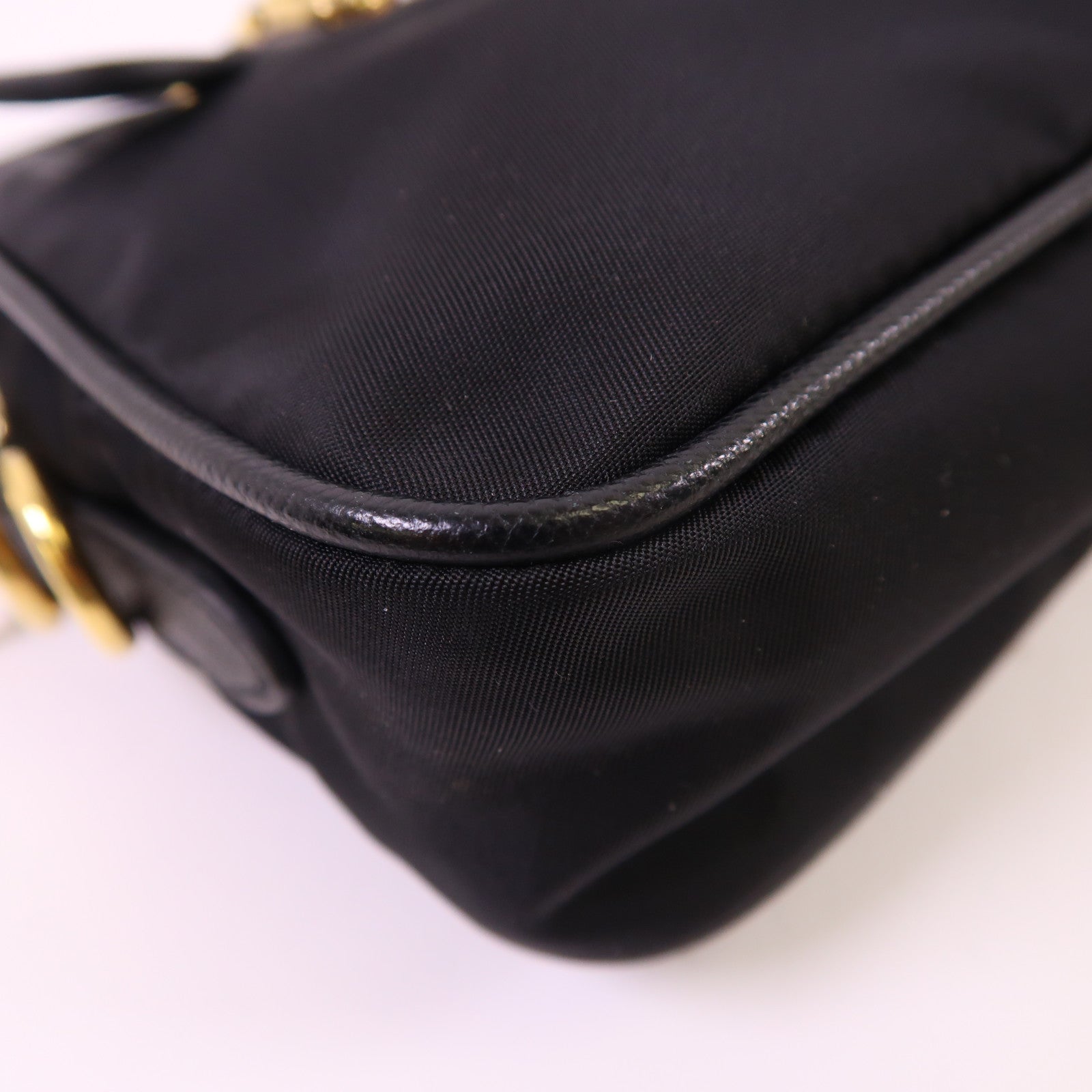 PRADA 尼龍Shoulder Bag金扣肩背袋
