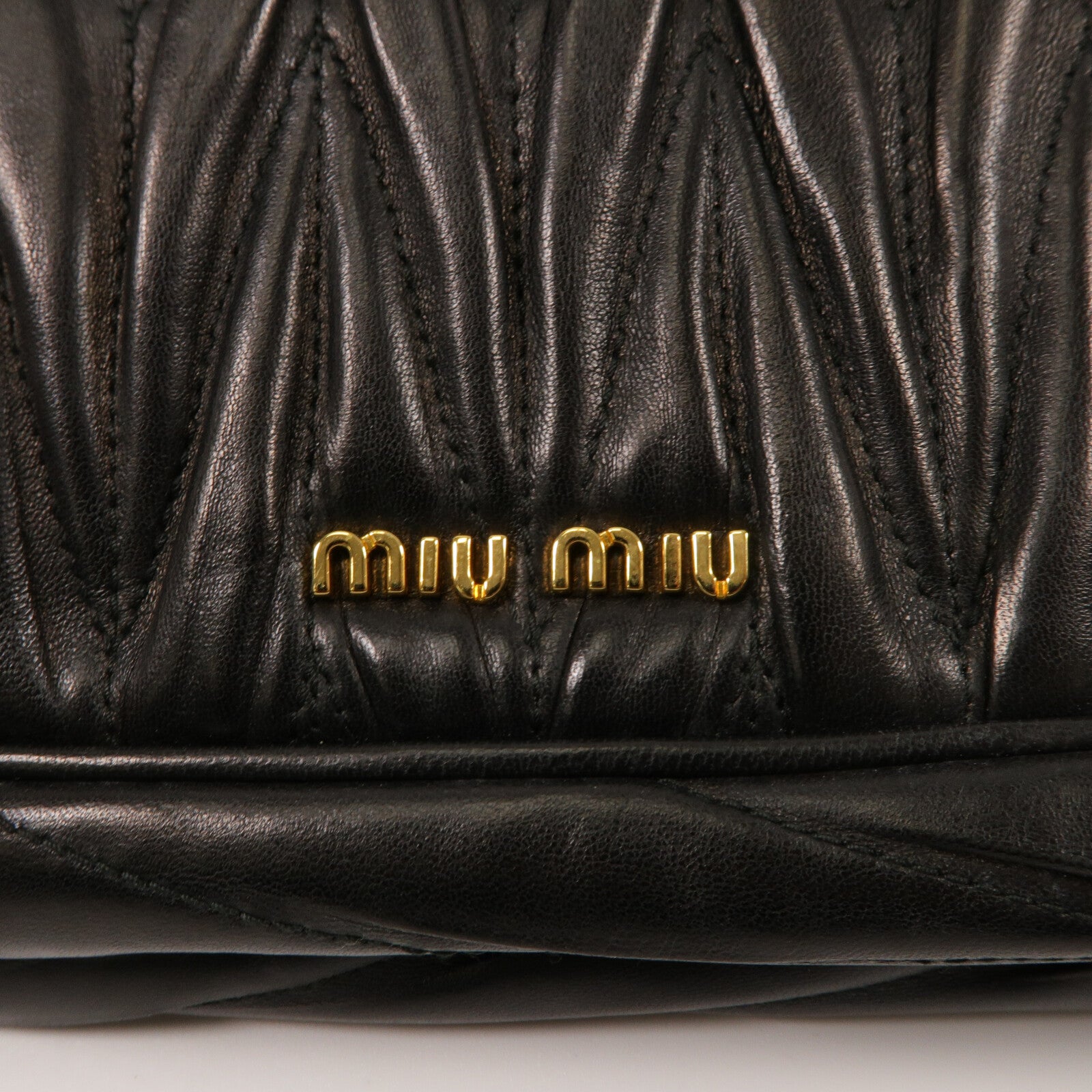 Miu Miu 牛皮皮革Shoulder Bag肩背袋