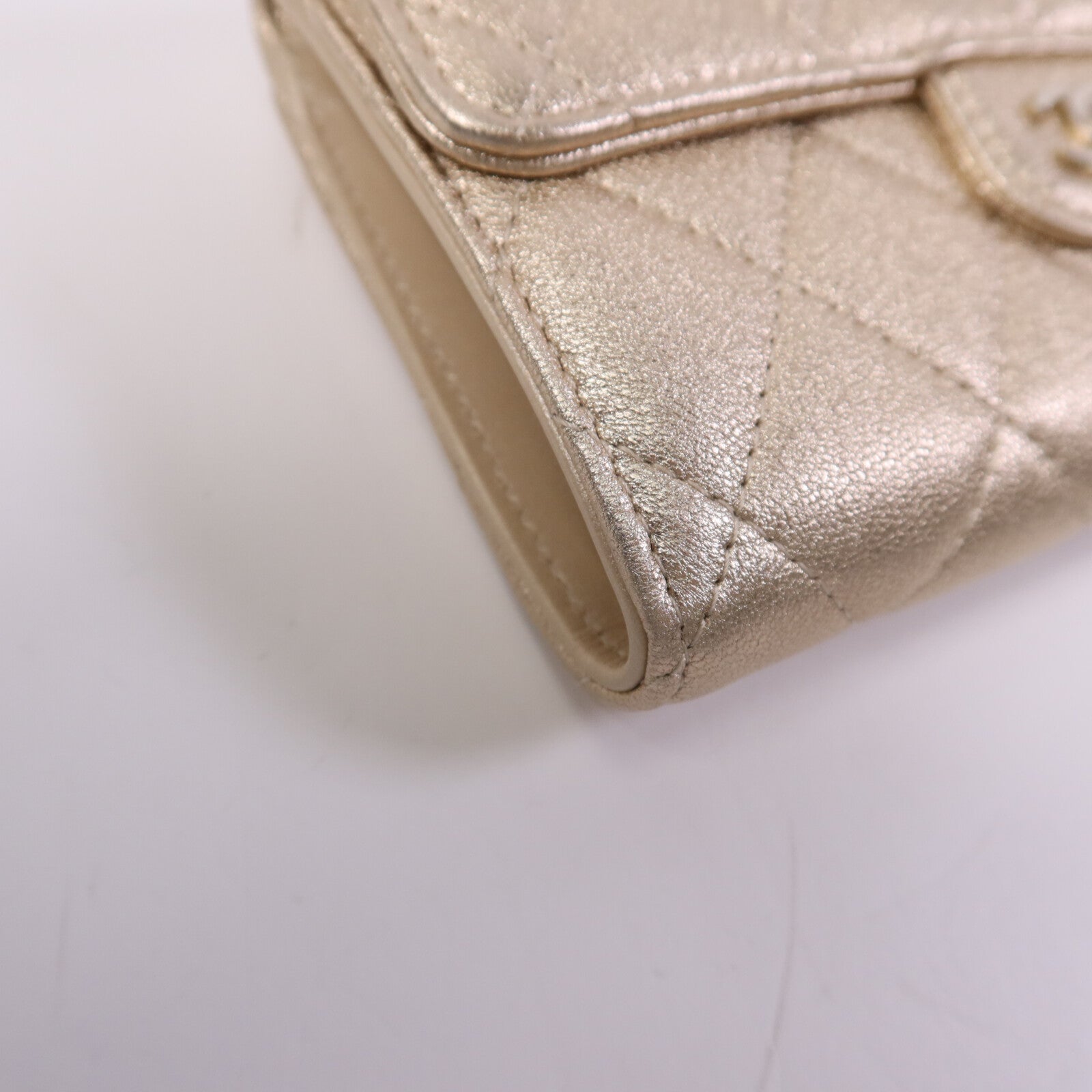CHANEL 羊皮皮革Wallet金扣錢包