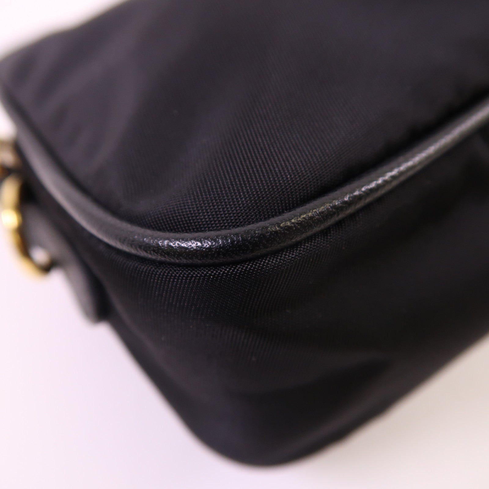 PRADA 尼龍Shoulder Bag金扣肩背袋