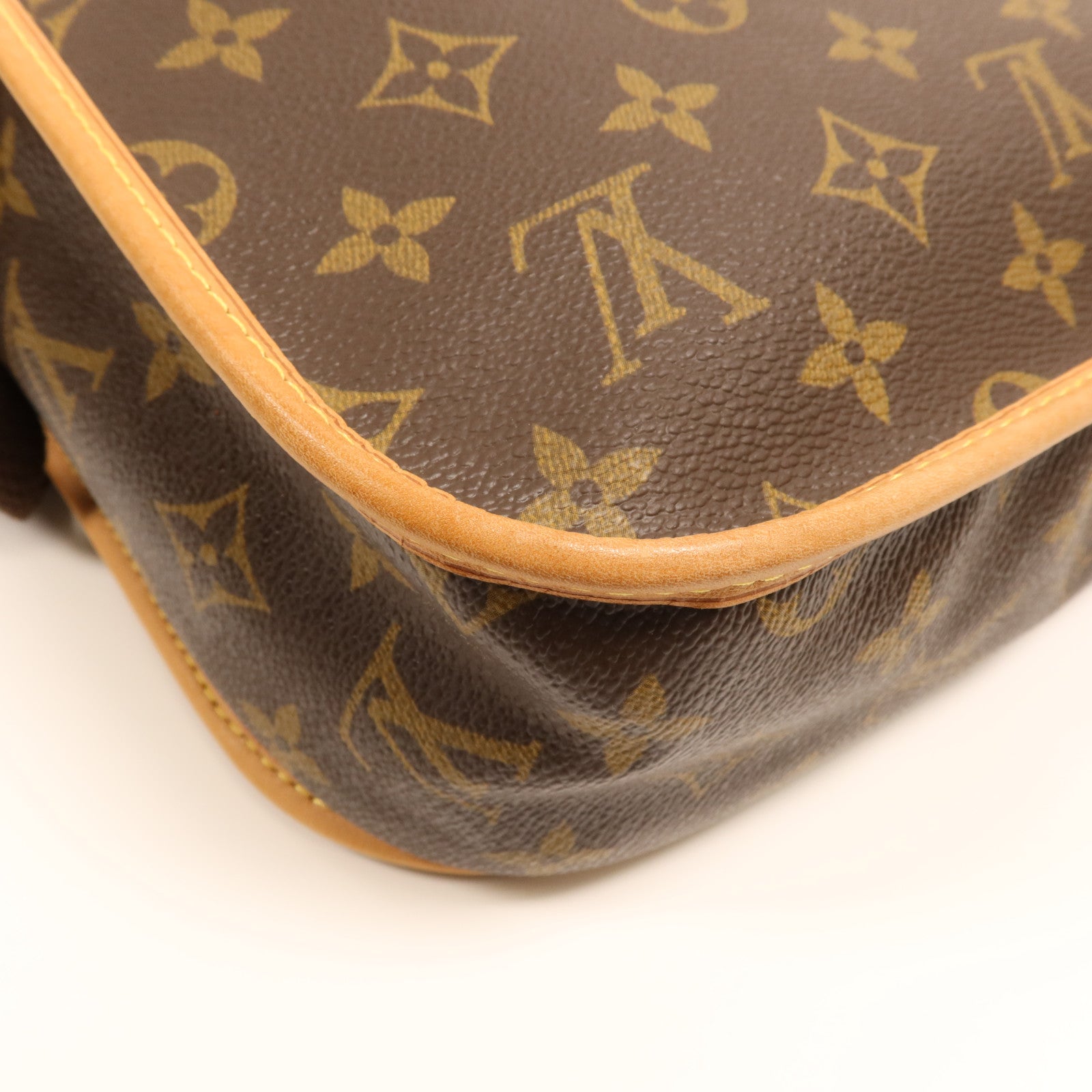 LOUIS VUITTON Monogram Bosphore金扣肩背袋